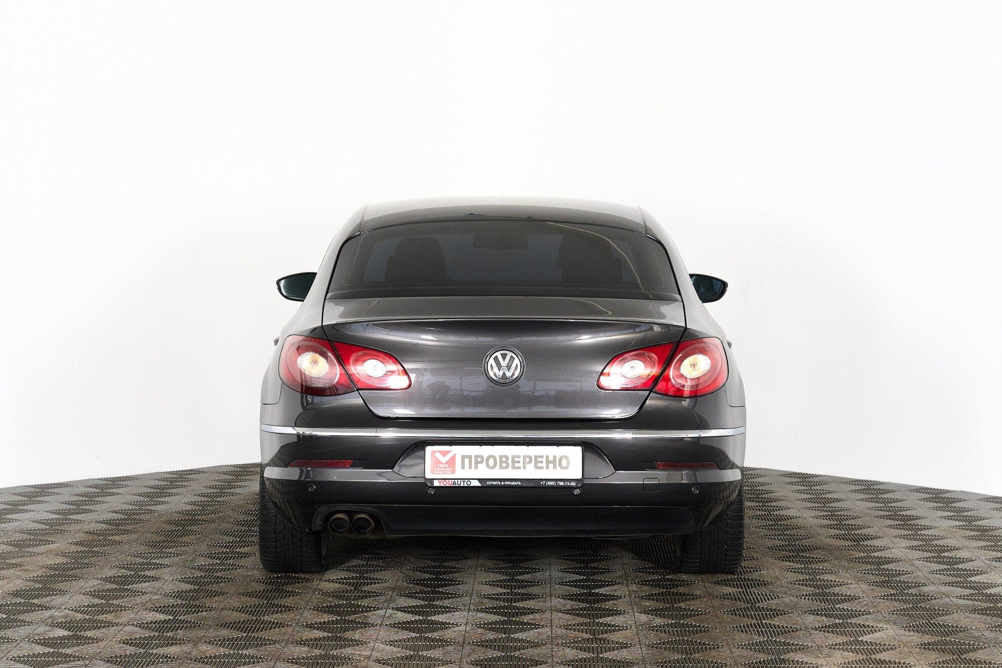 Volkswagen Passat CC 2011, серый
