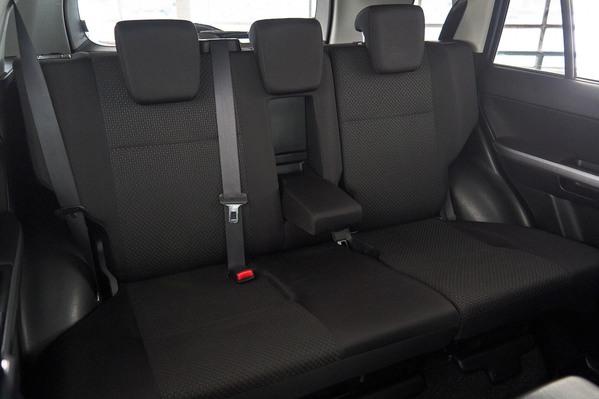 Suzuki Grand Vitara 2011, черный