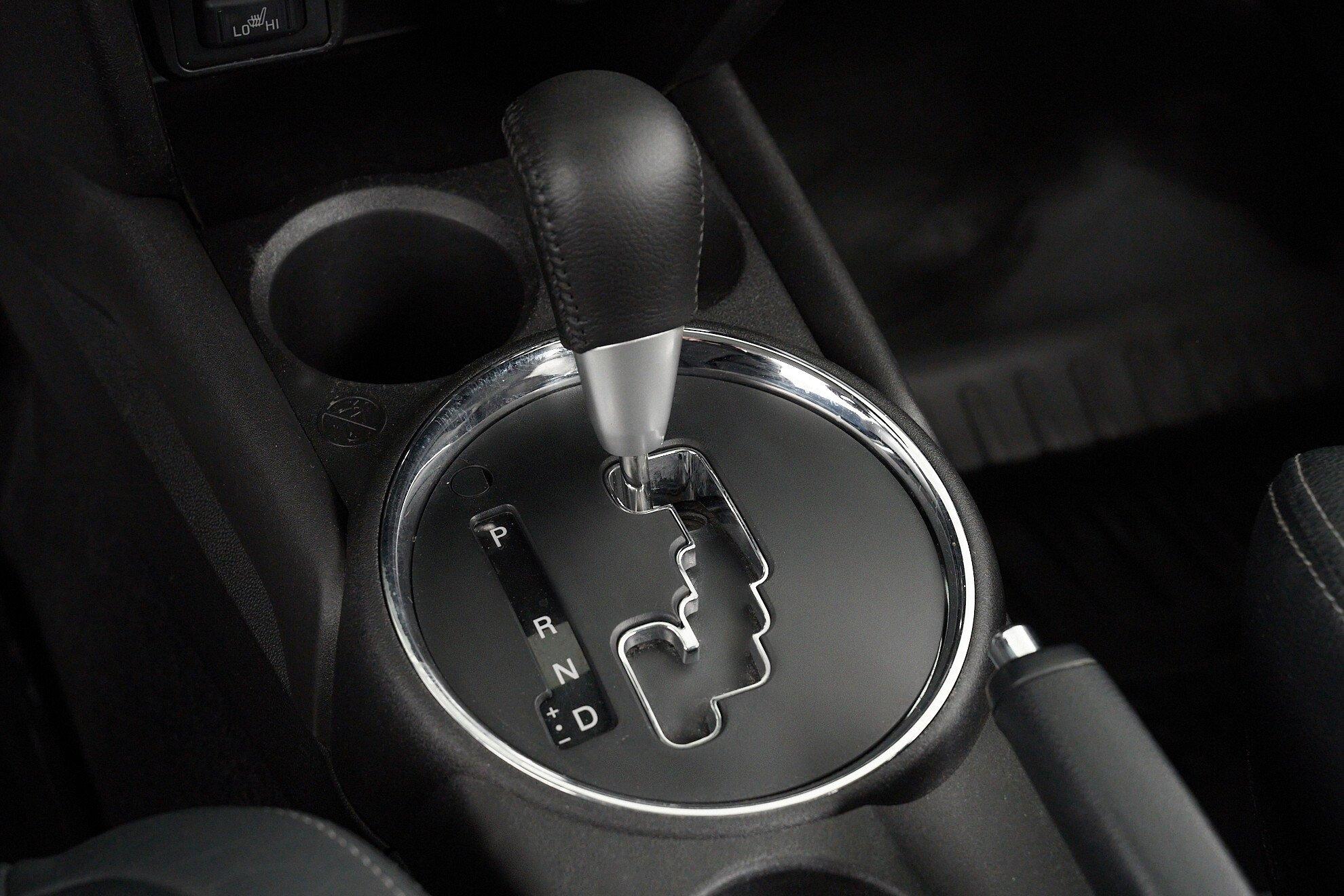 Mitsubishi ASX 2014, серый