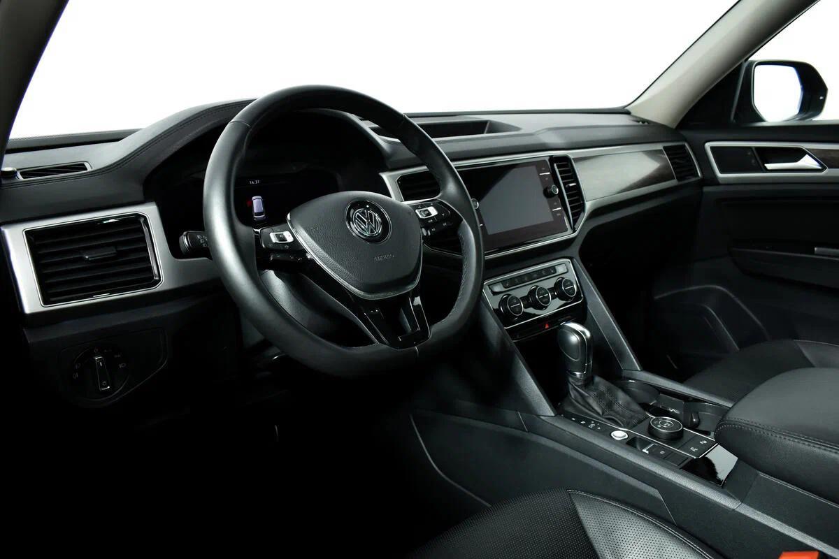 Volkswagen Teramont 2018, серый