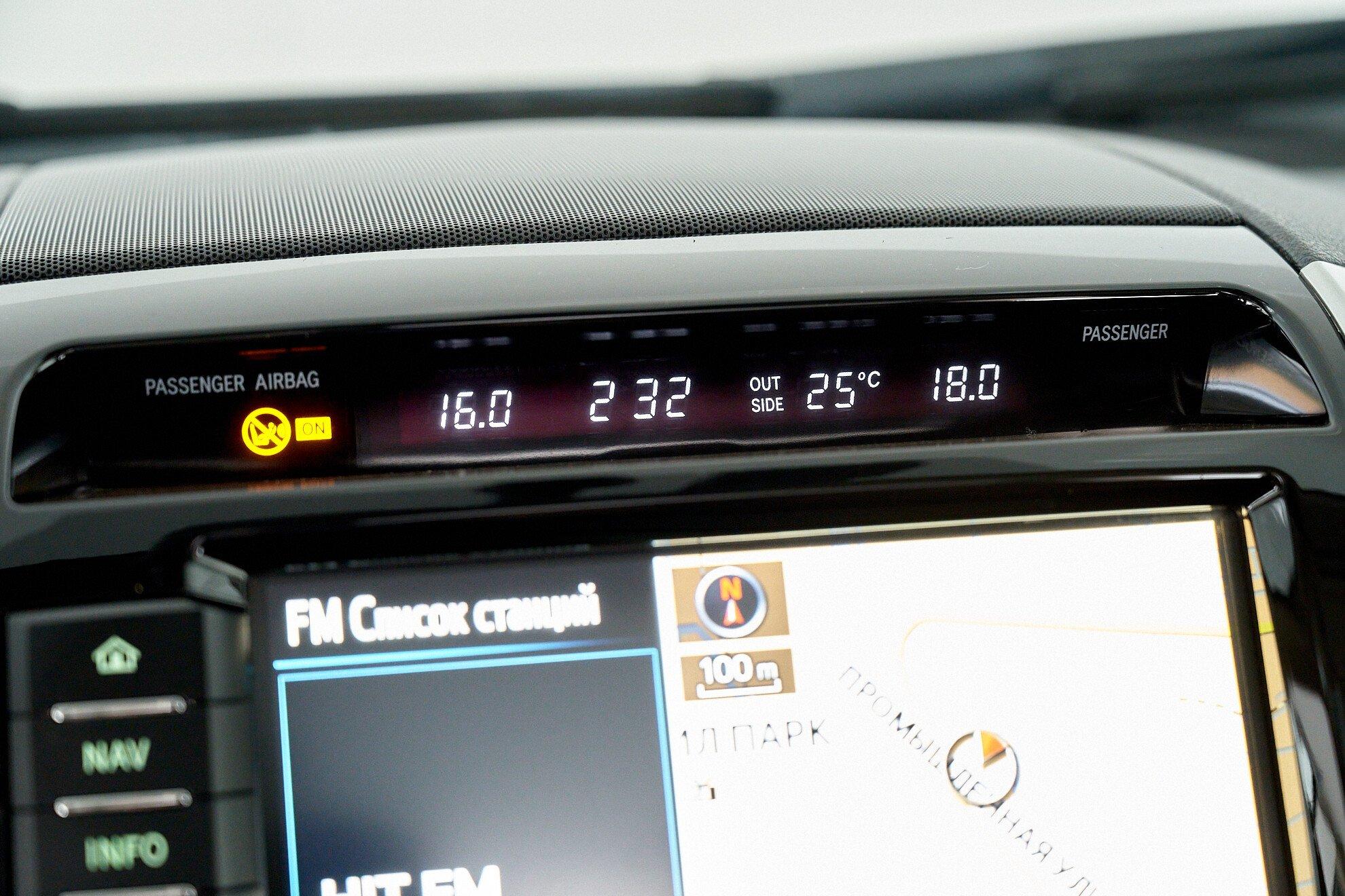 Toyota Land Cruiser 2014, черный