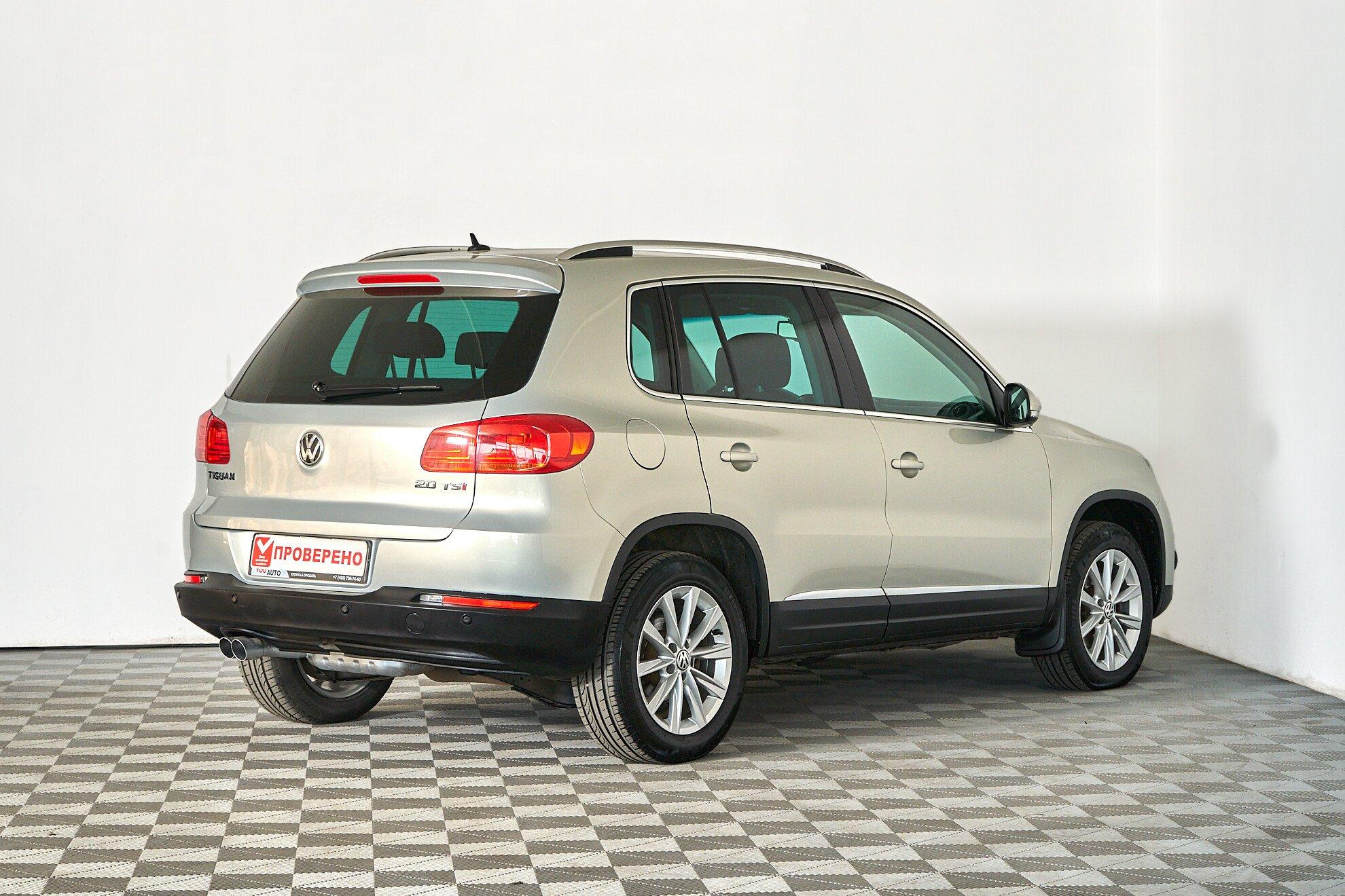 Volkswagen Tiguan 2014, серебряный