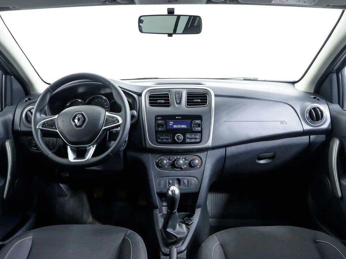 Renault Sandero 2020, серебряный