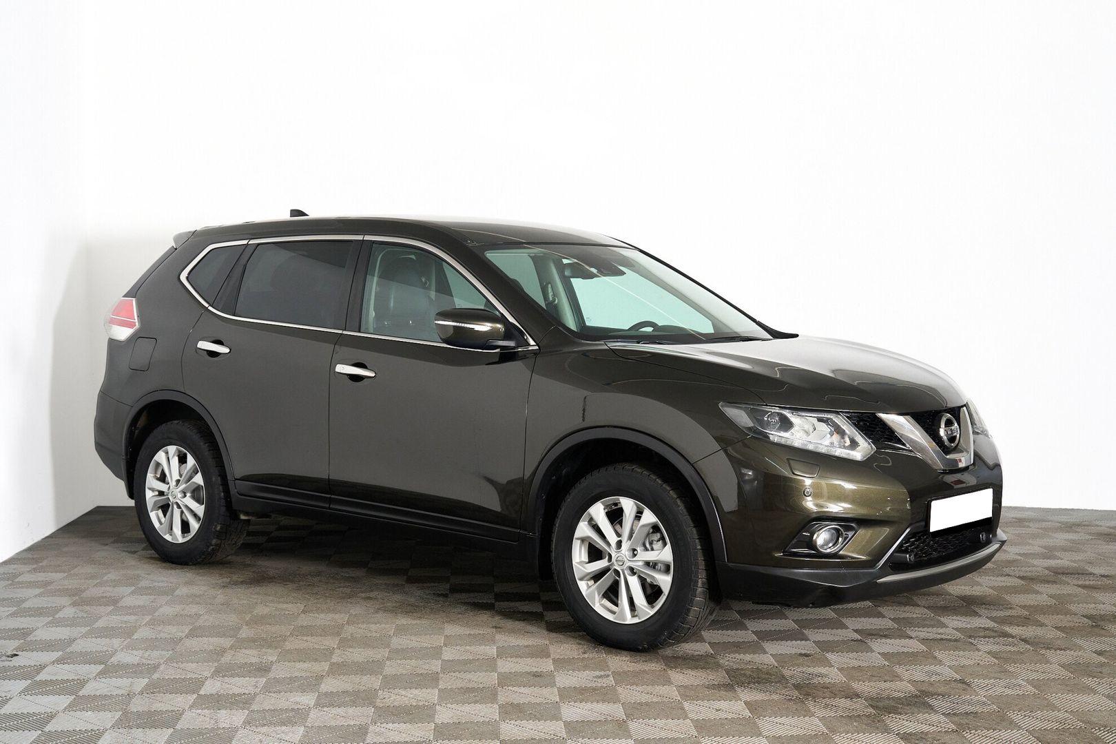 Nissan X-Trail 2017, зеленый