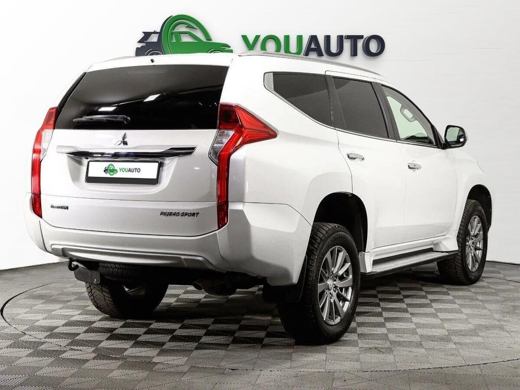 Mitsubishi Pajero Sport 2019, белый