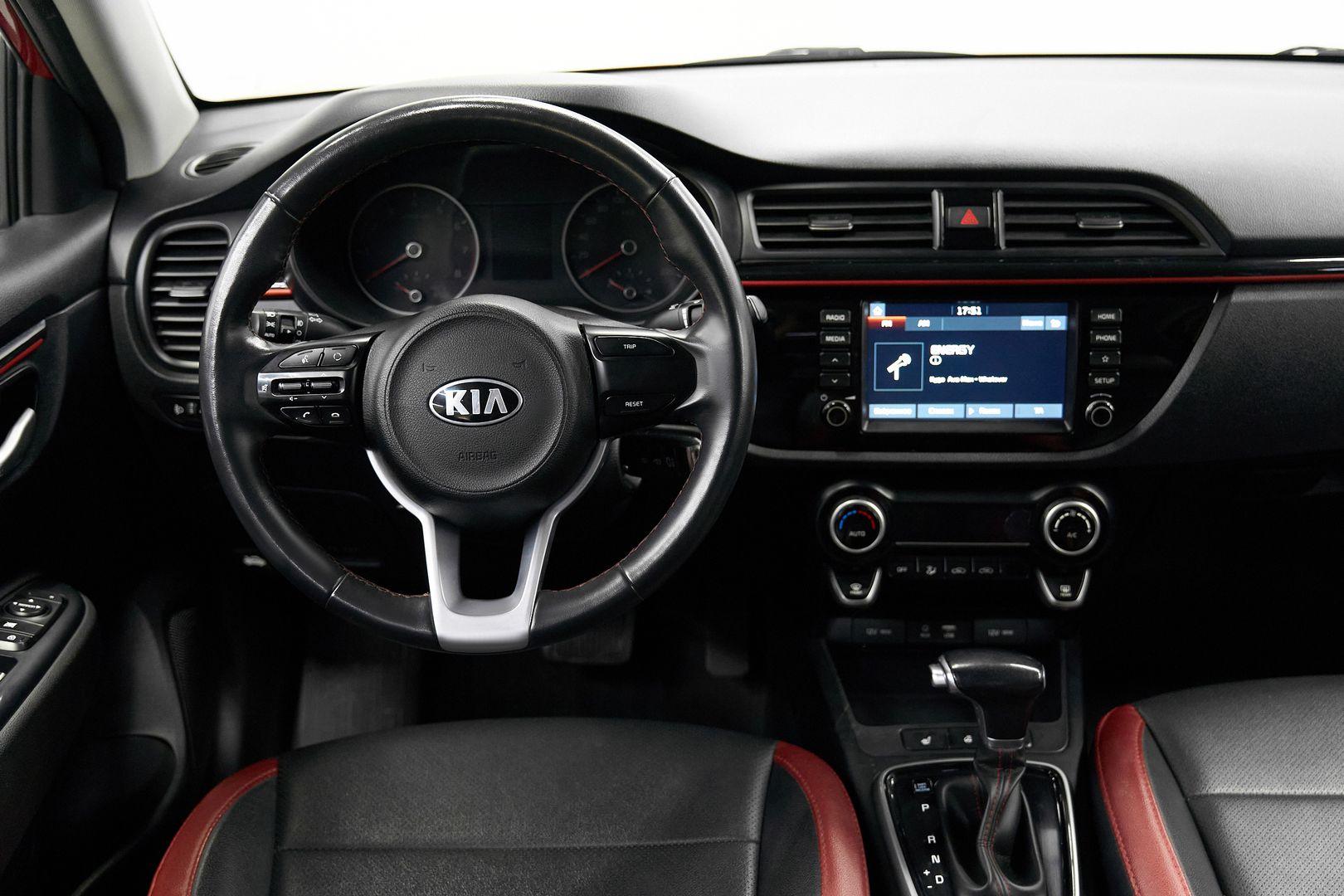 Kia Rio 2019, красный