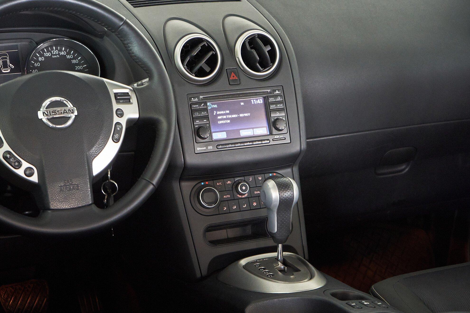 Nissan Qashqai 2012, синий