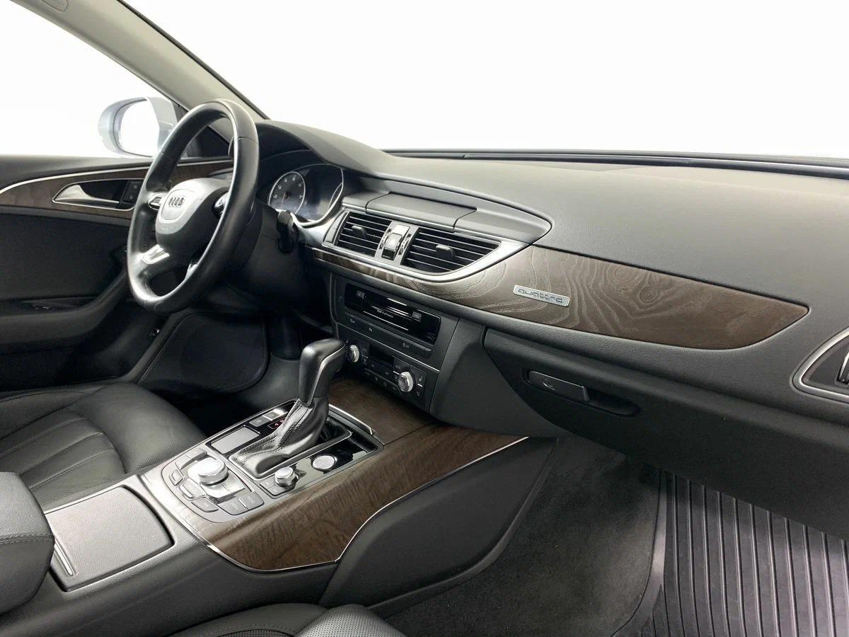 Audi A6 2017, серебряный