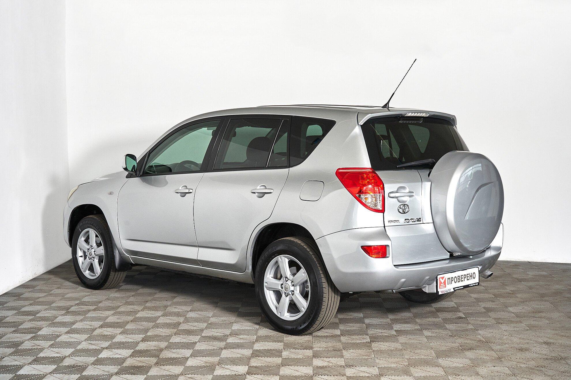 Toyota RAV4 2008, серебряный
