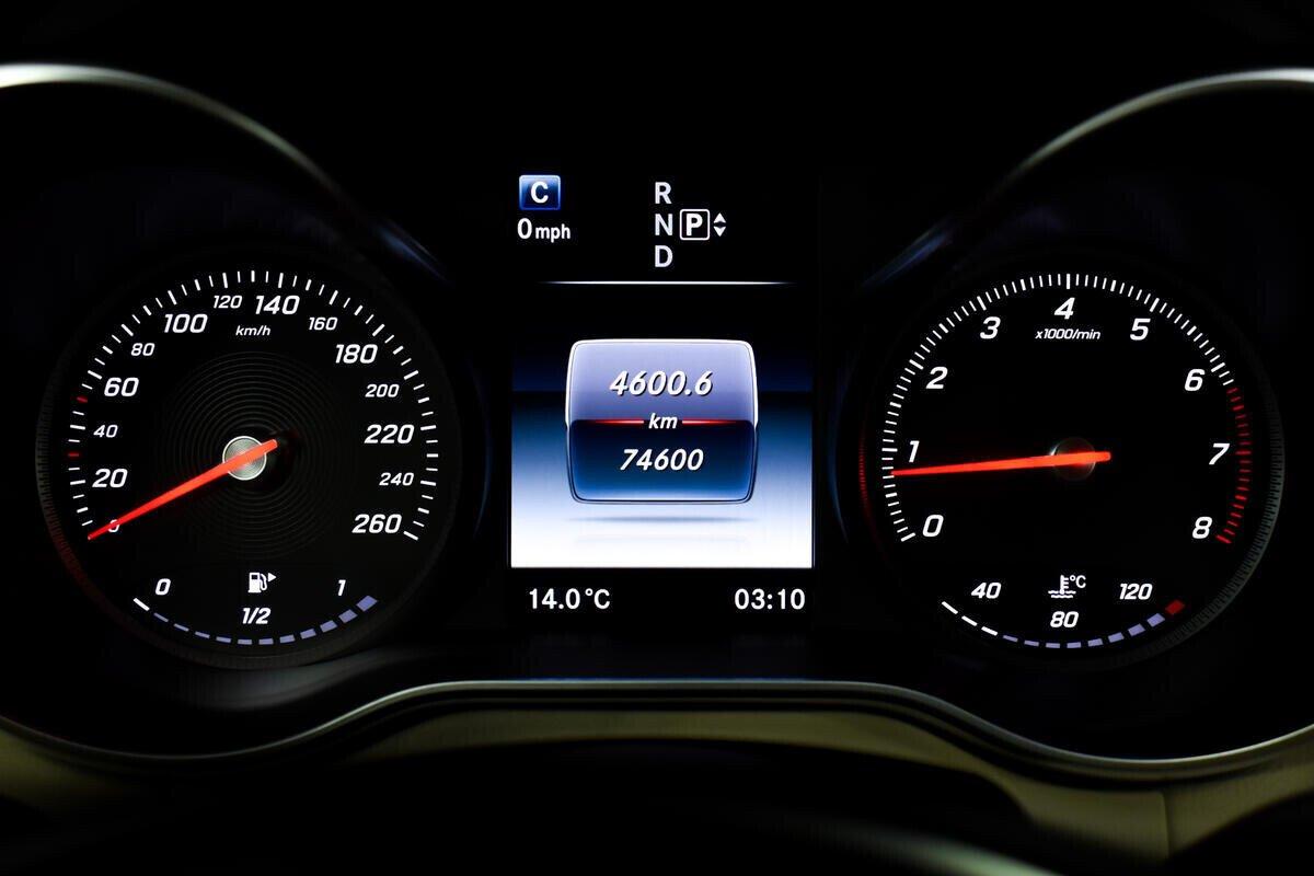Mercedes-Benz C-Класс 2015, синий