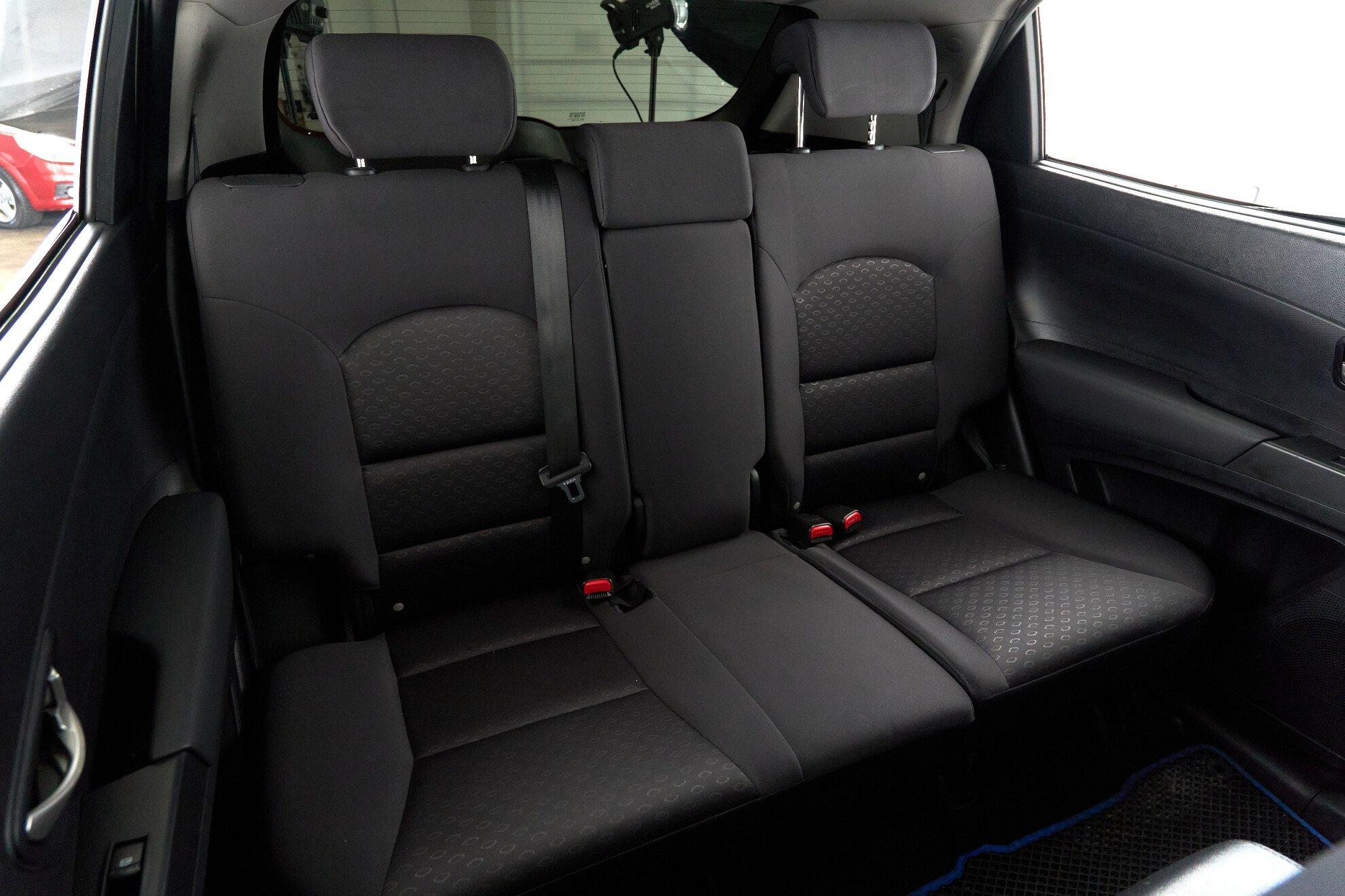 SsangYong Actyon 2012, белый