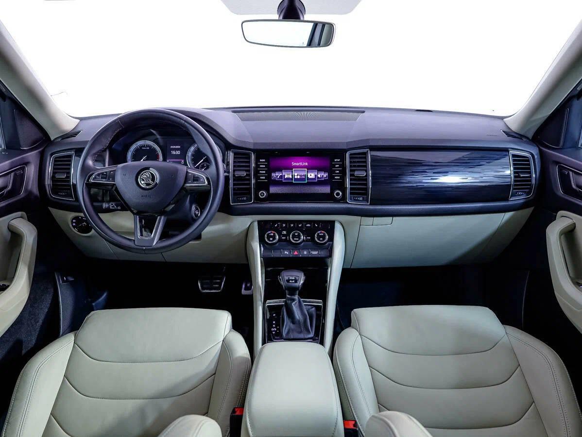 Skoda Kodiaq 2021, бежевый