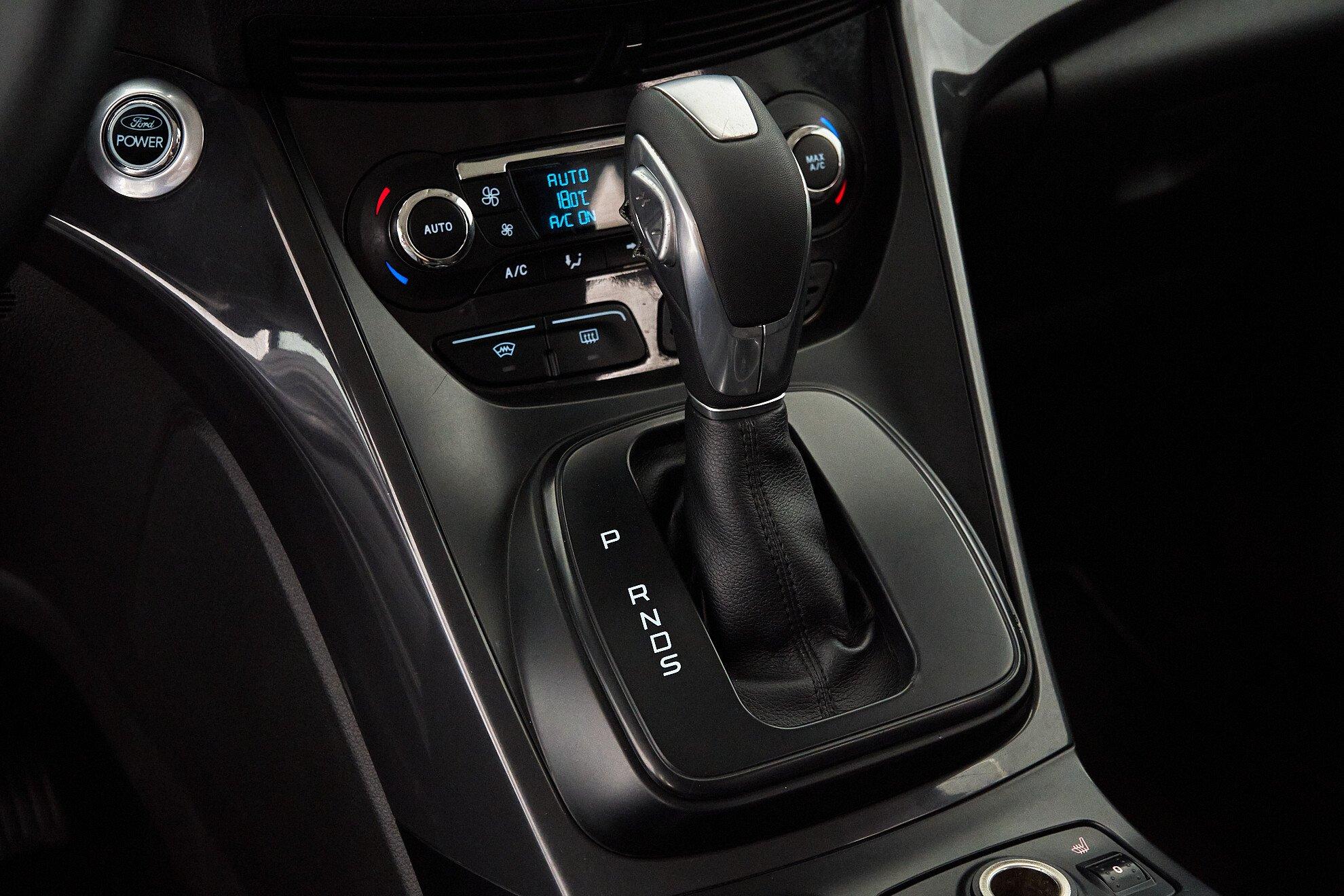 Ford Kuga 2014, серебряный