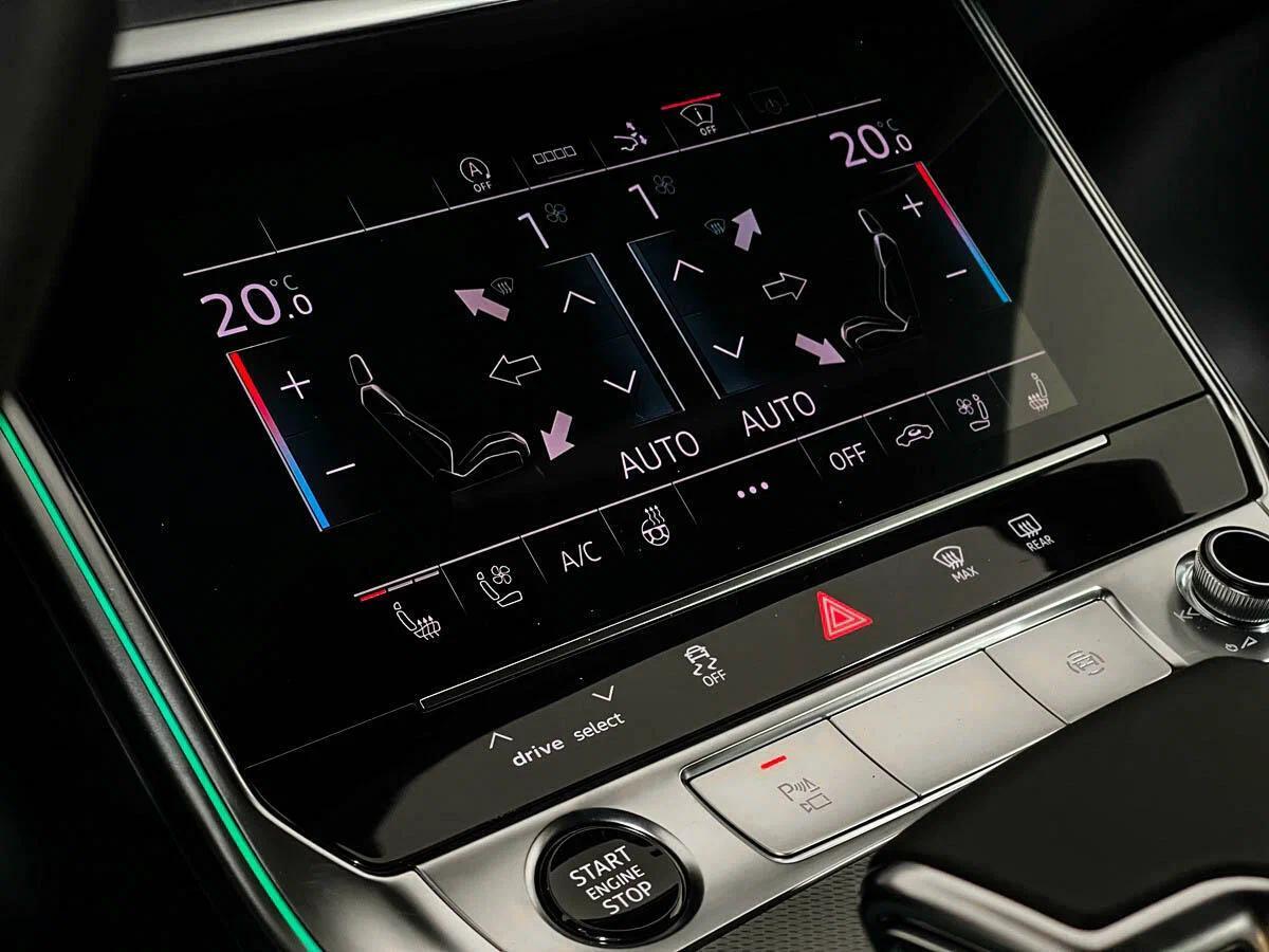 Audi A7 2020, зеленый