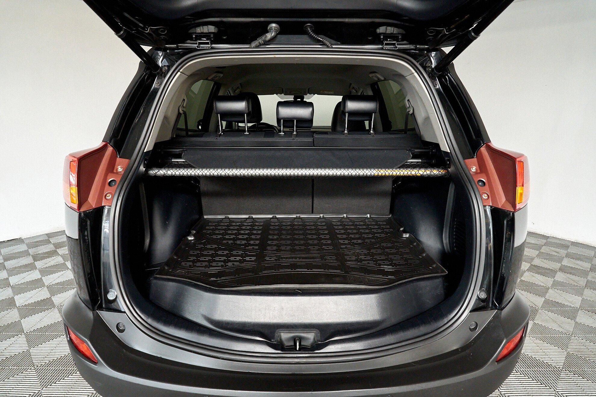 Toyota RAV4 2013, черный