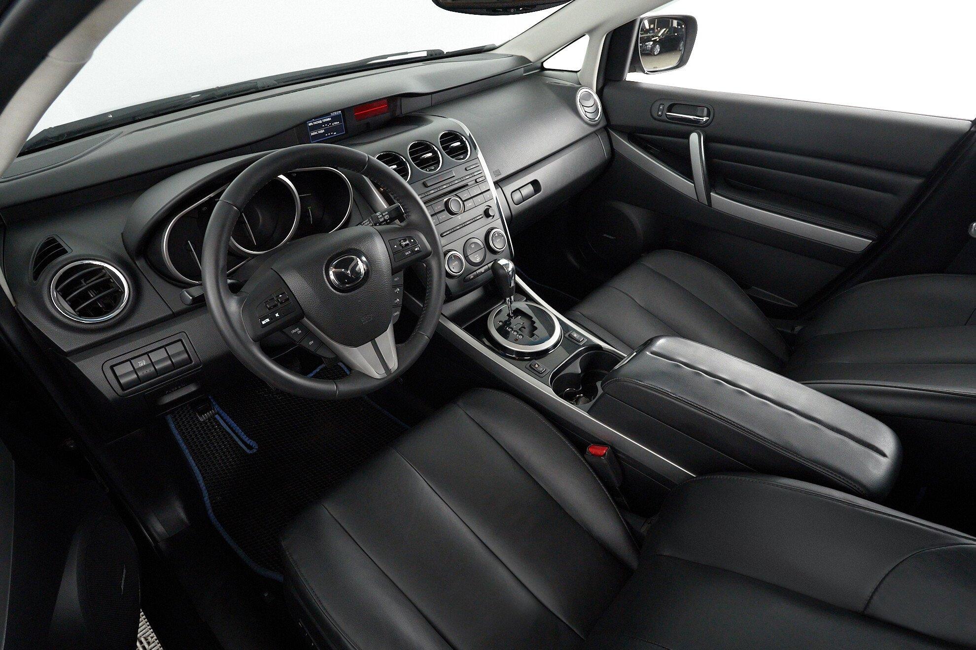 Mazda CX-7 2011, черный
