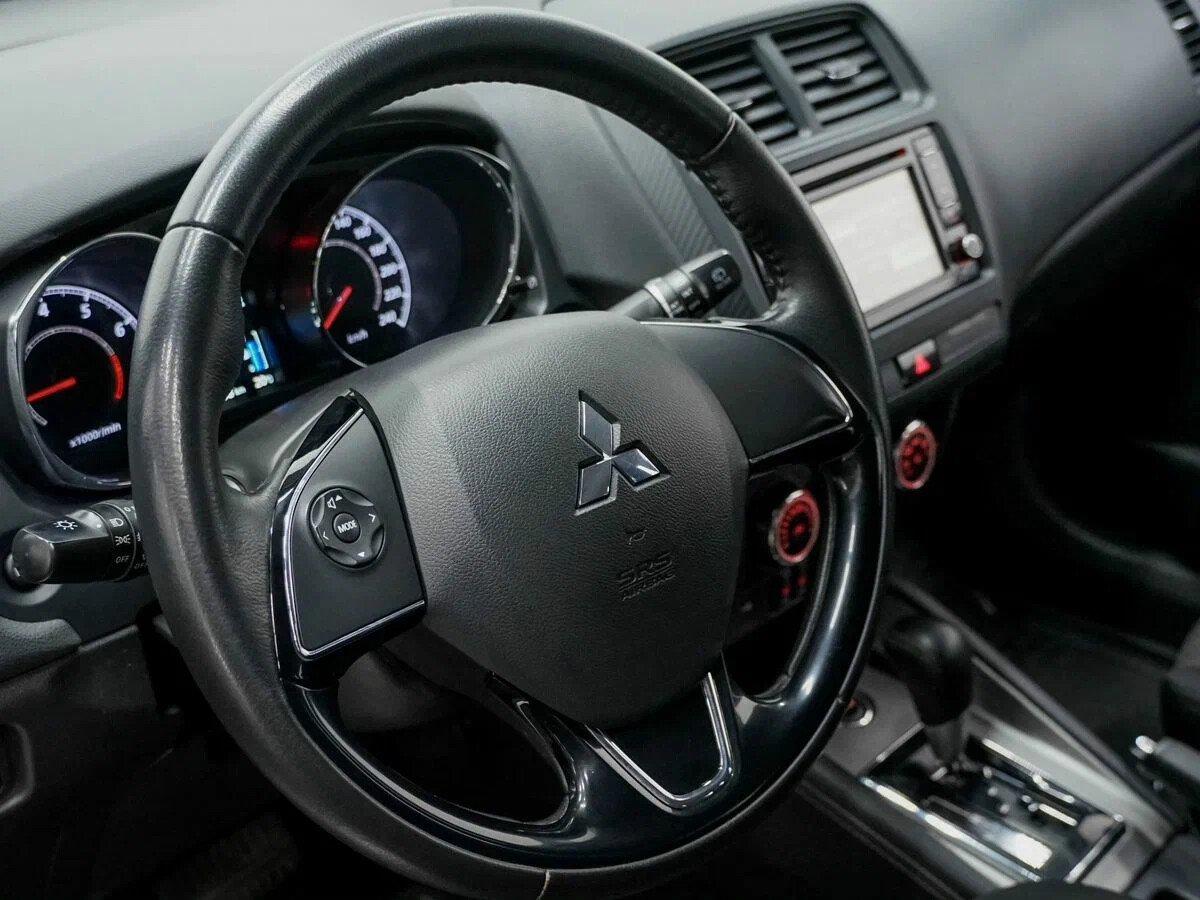 Mitsubishi ASX 2019, серебряный
