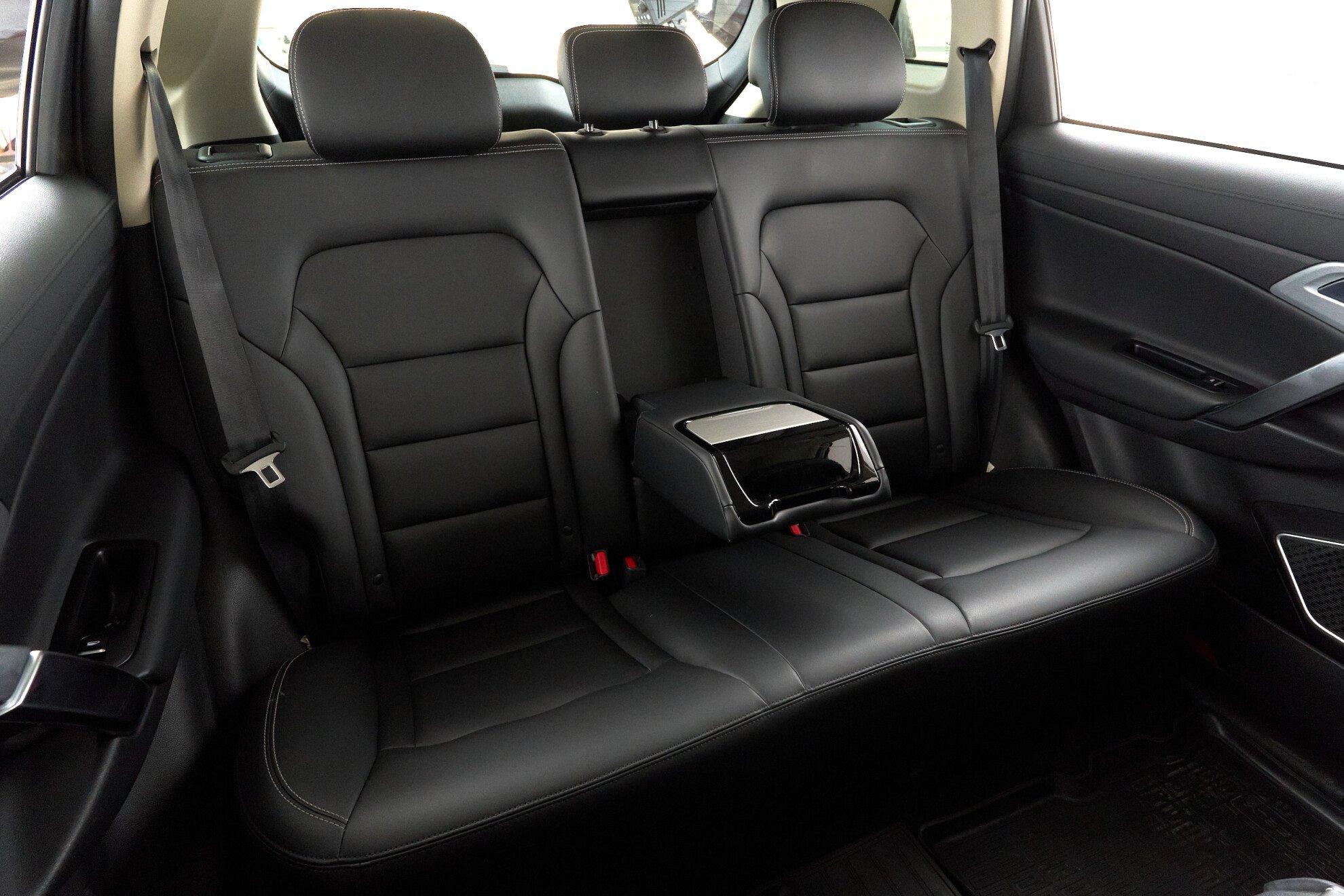 Geely Atlas 2018, черный