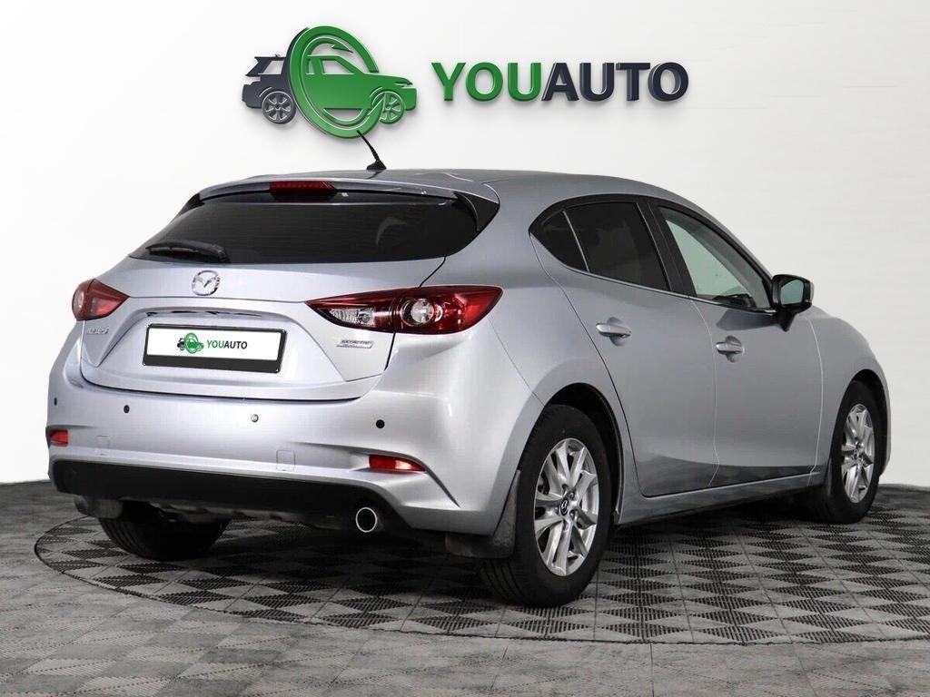 Mazda 3 2019, серебряный