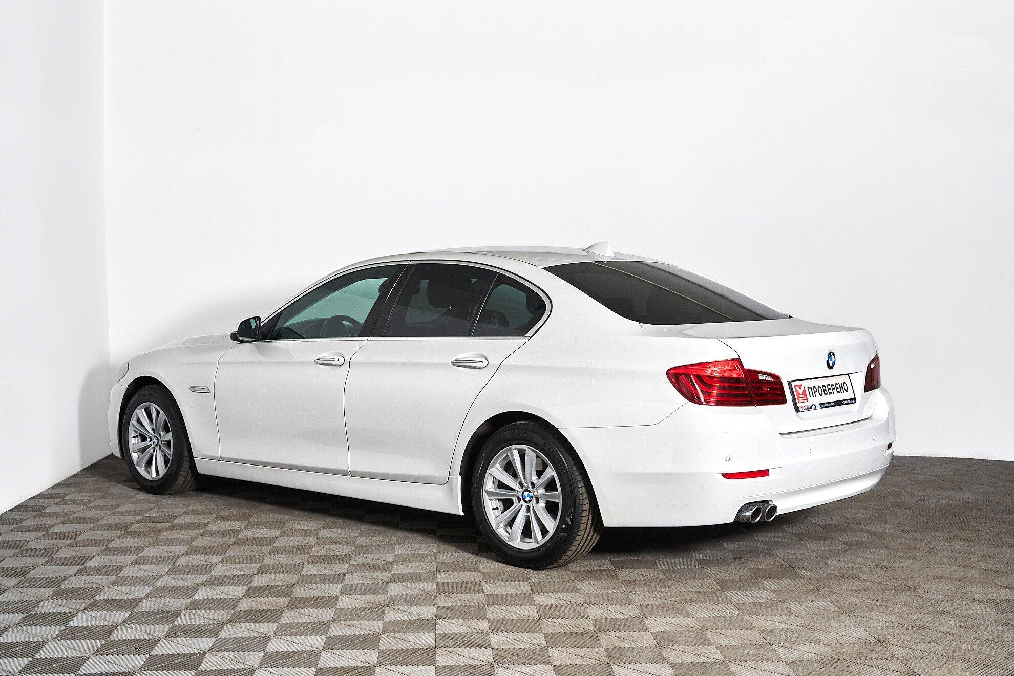 BMW 5 серии 2013, белый