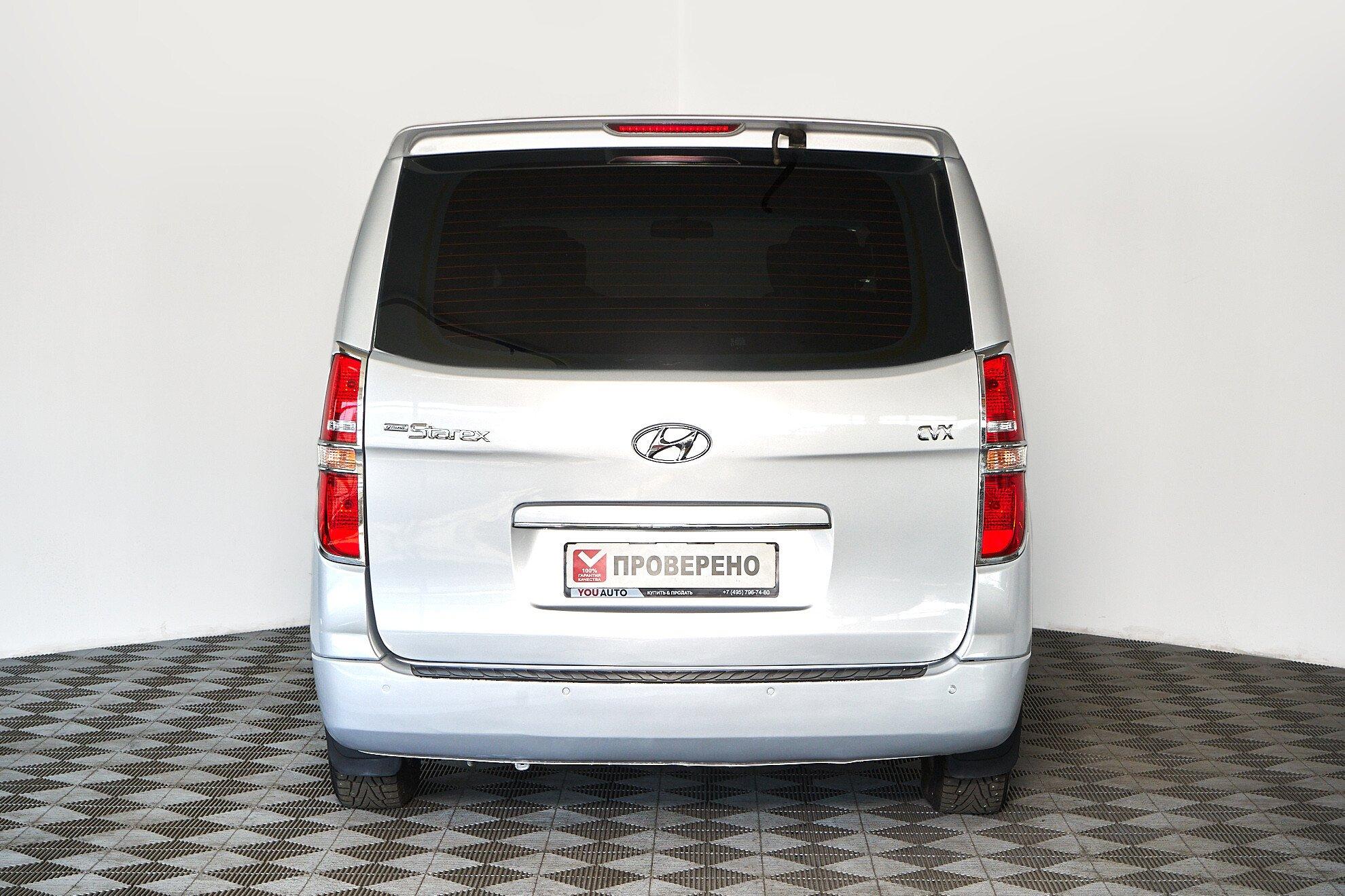 Hyundai Grand Starex 2008, серебряный