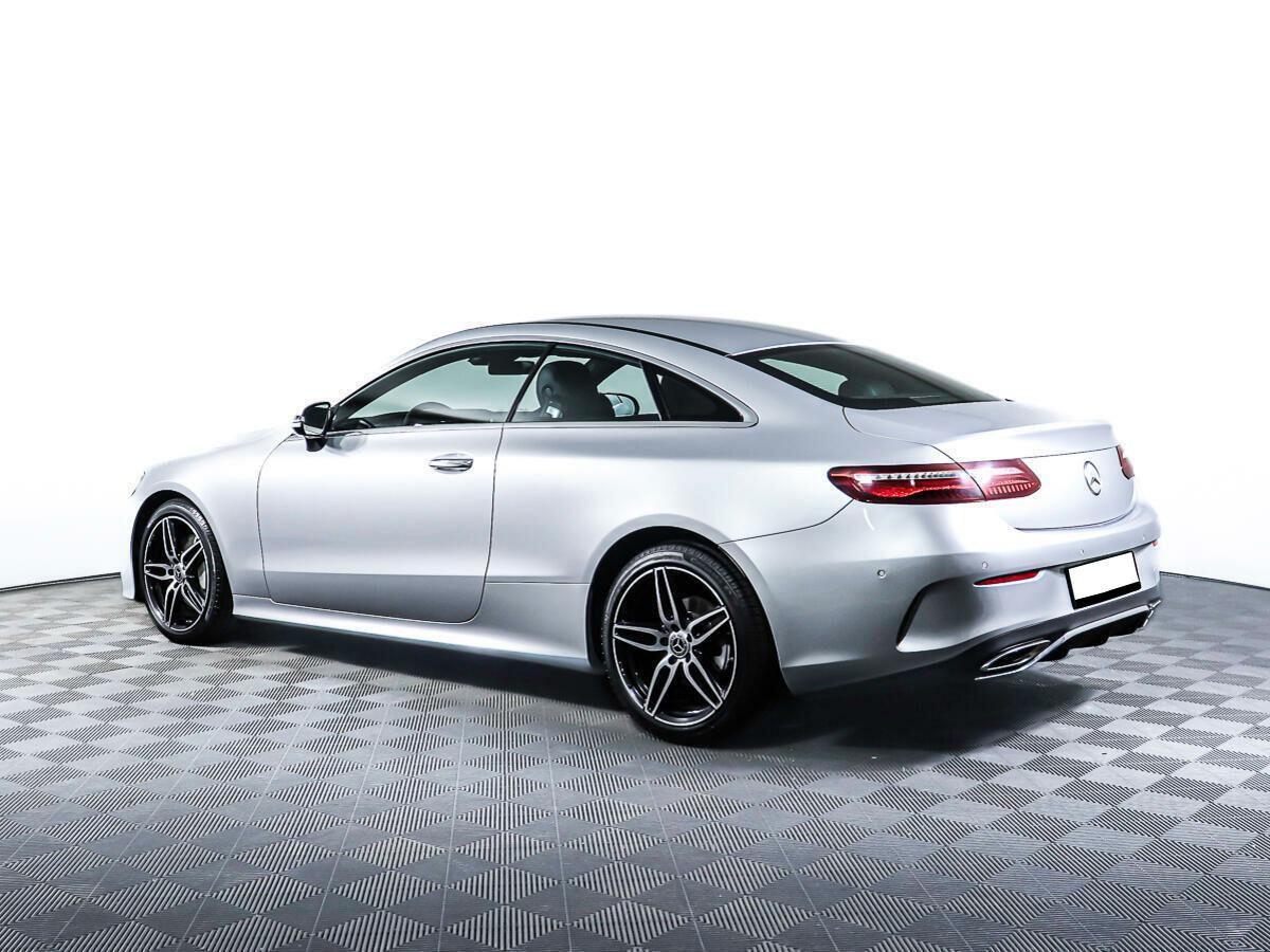 Mercedes-Benz E-Класс 2019, серебряный
