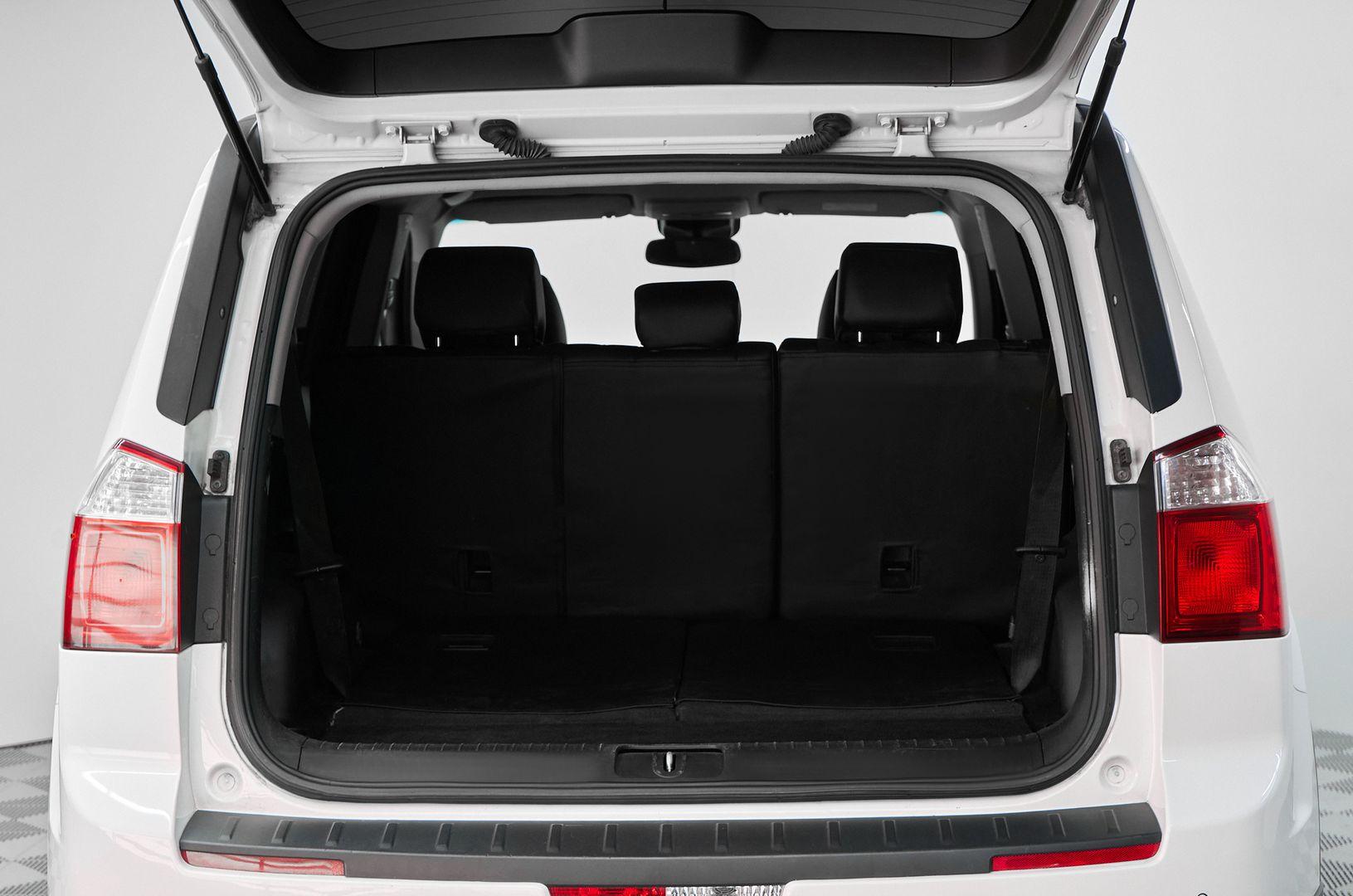 Chevrolet Orlando 2012, белый