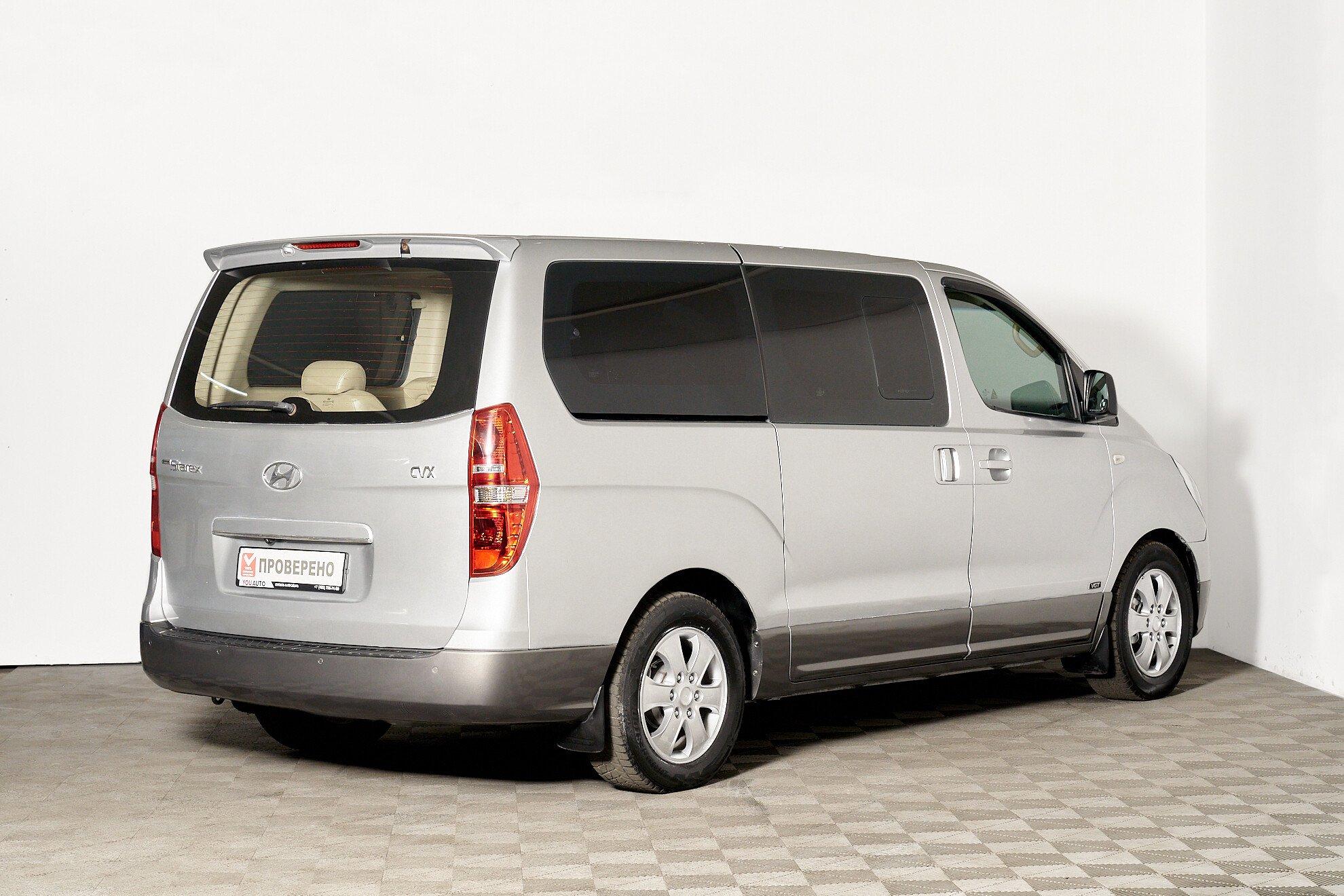 Hyundai Grand Starex 2008, серебряный