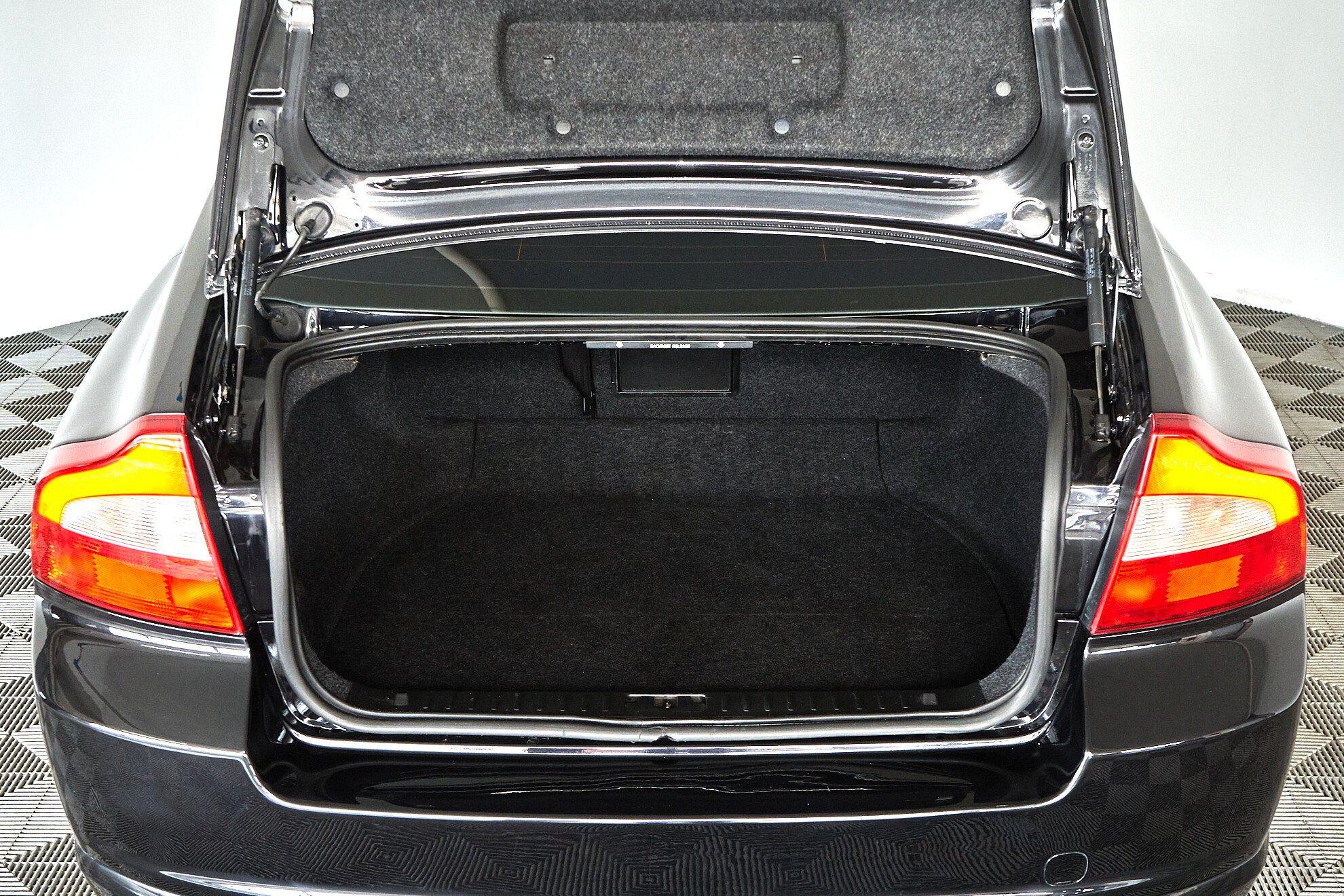 Volvo S80 2009, черный