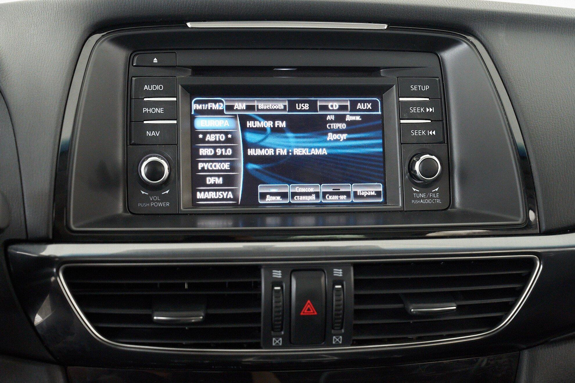 Mazda 6 2013, белый