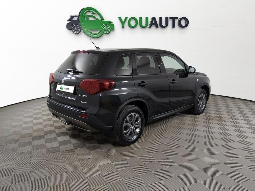 Suzuki Vitara 2020, черный