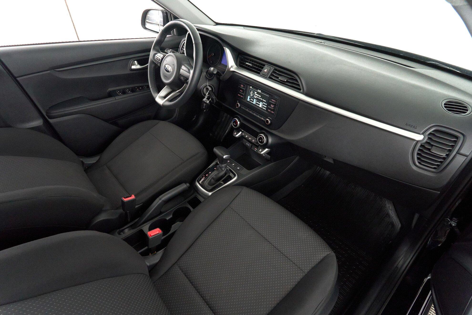 Kia Rio 2021, черный