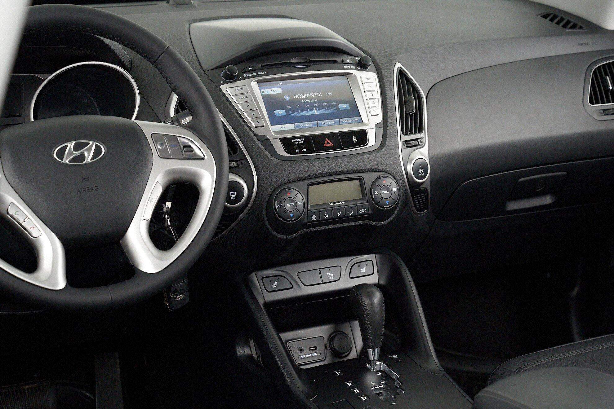 Hyundai ix35 2012, серый
