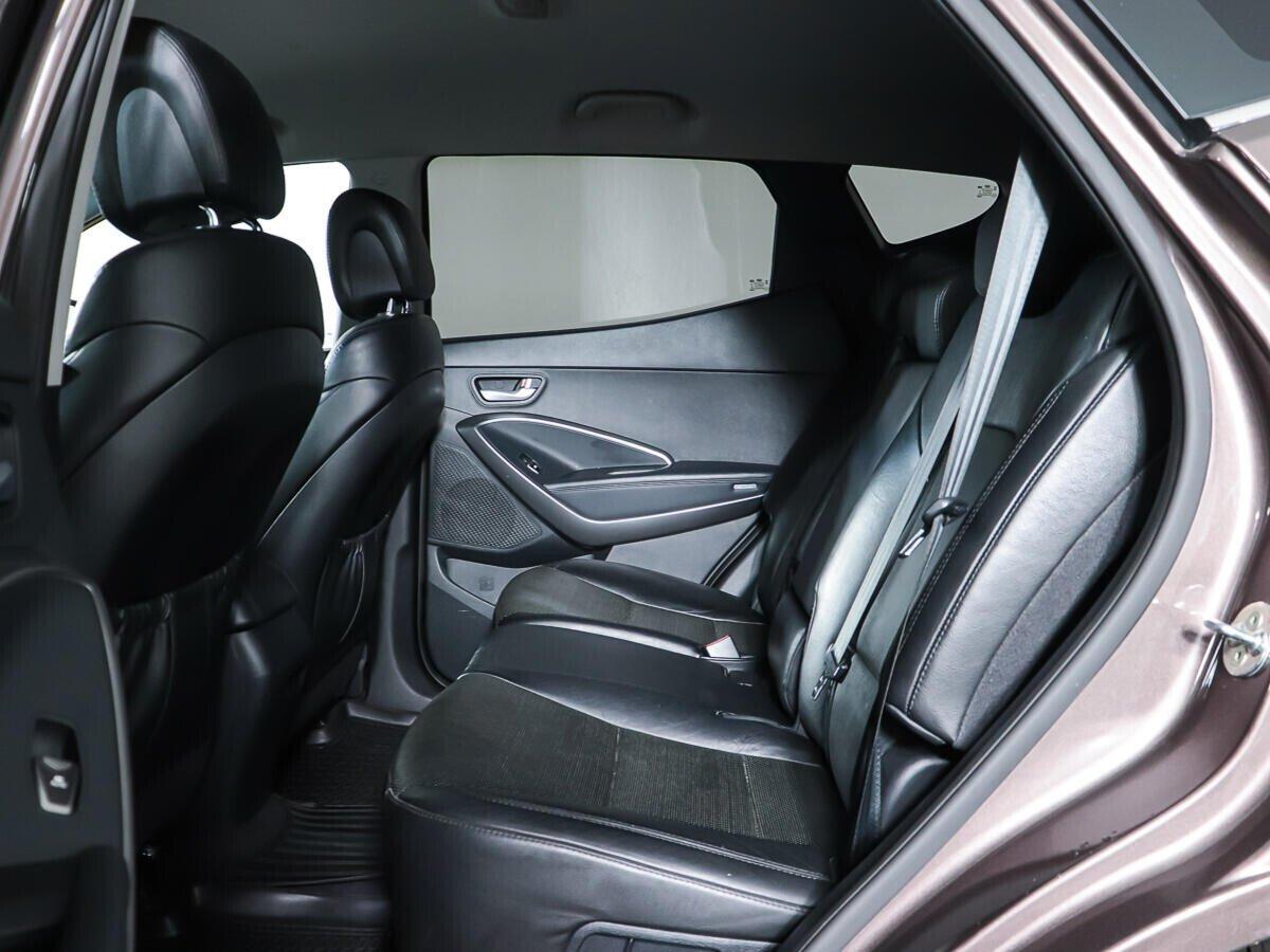 Hyundai Santa Fe 2015, коричневый