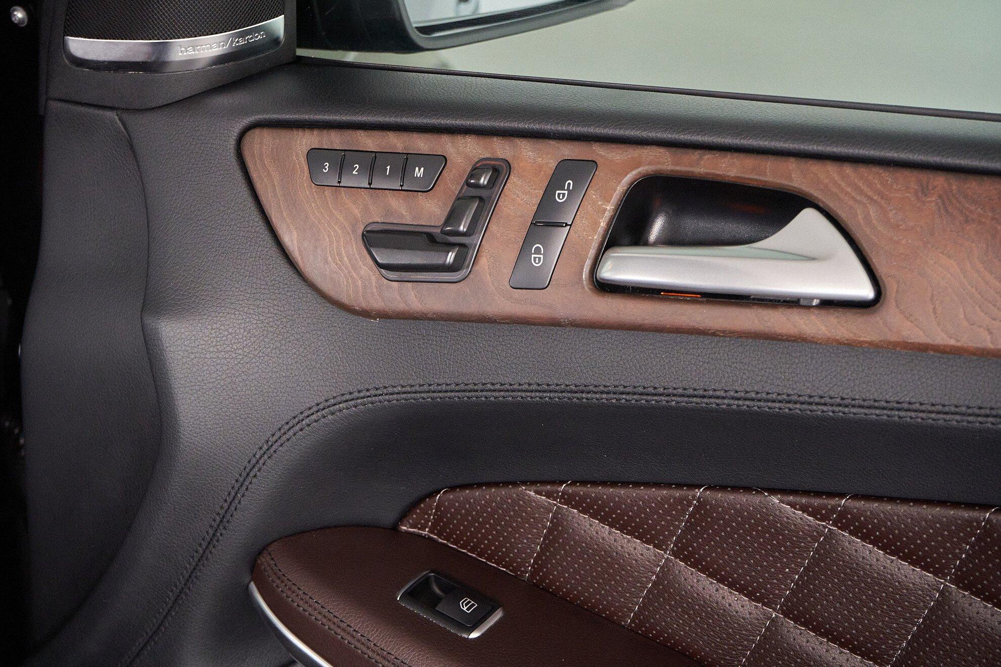 Mercedes-Benz GL-Класс 2012, черный