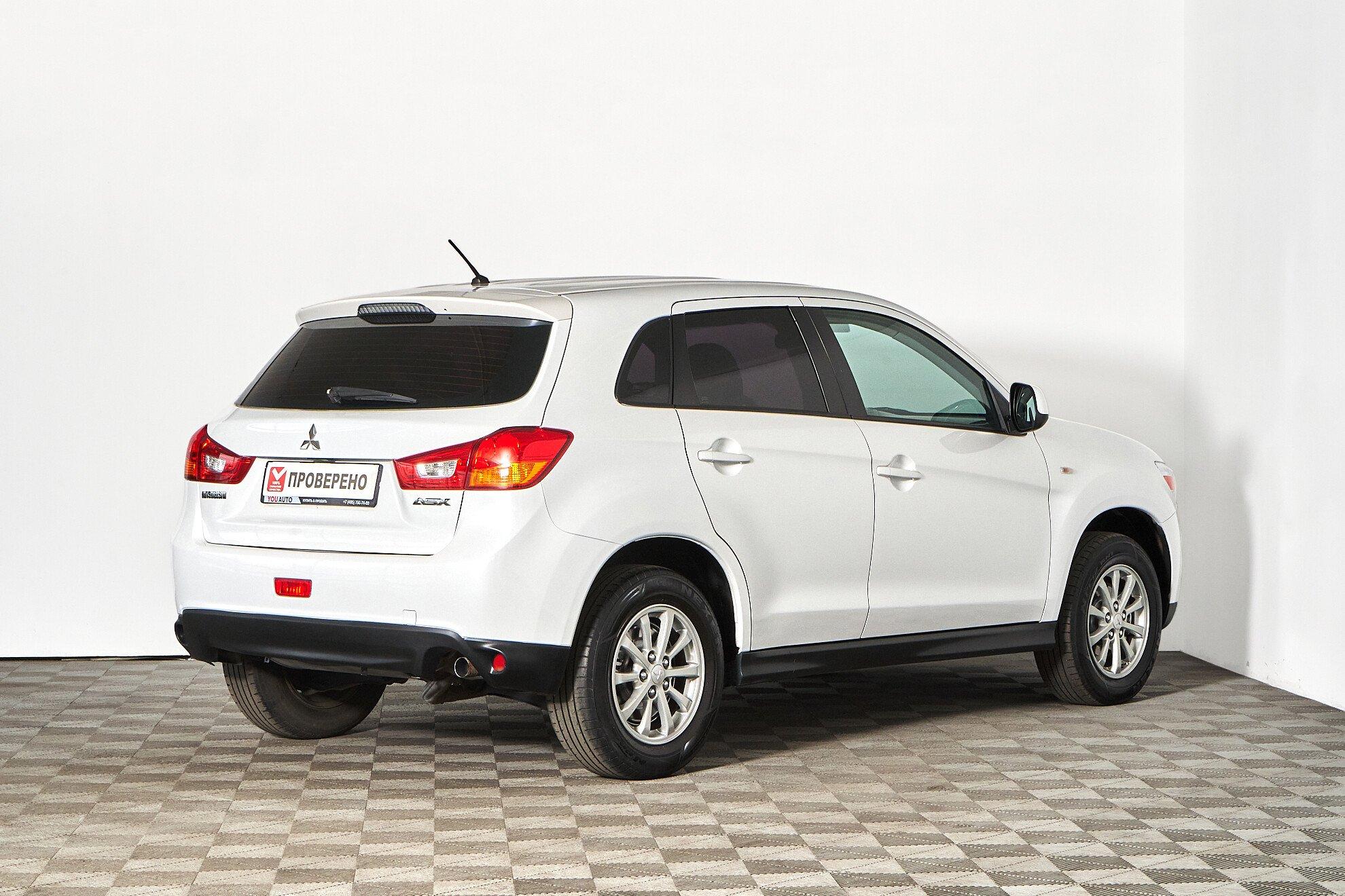 Mitsubishi ASX 2012, белый