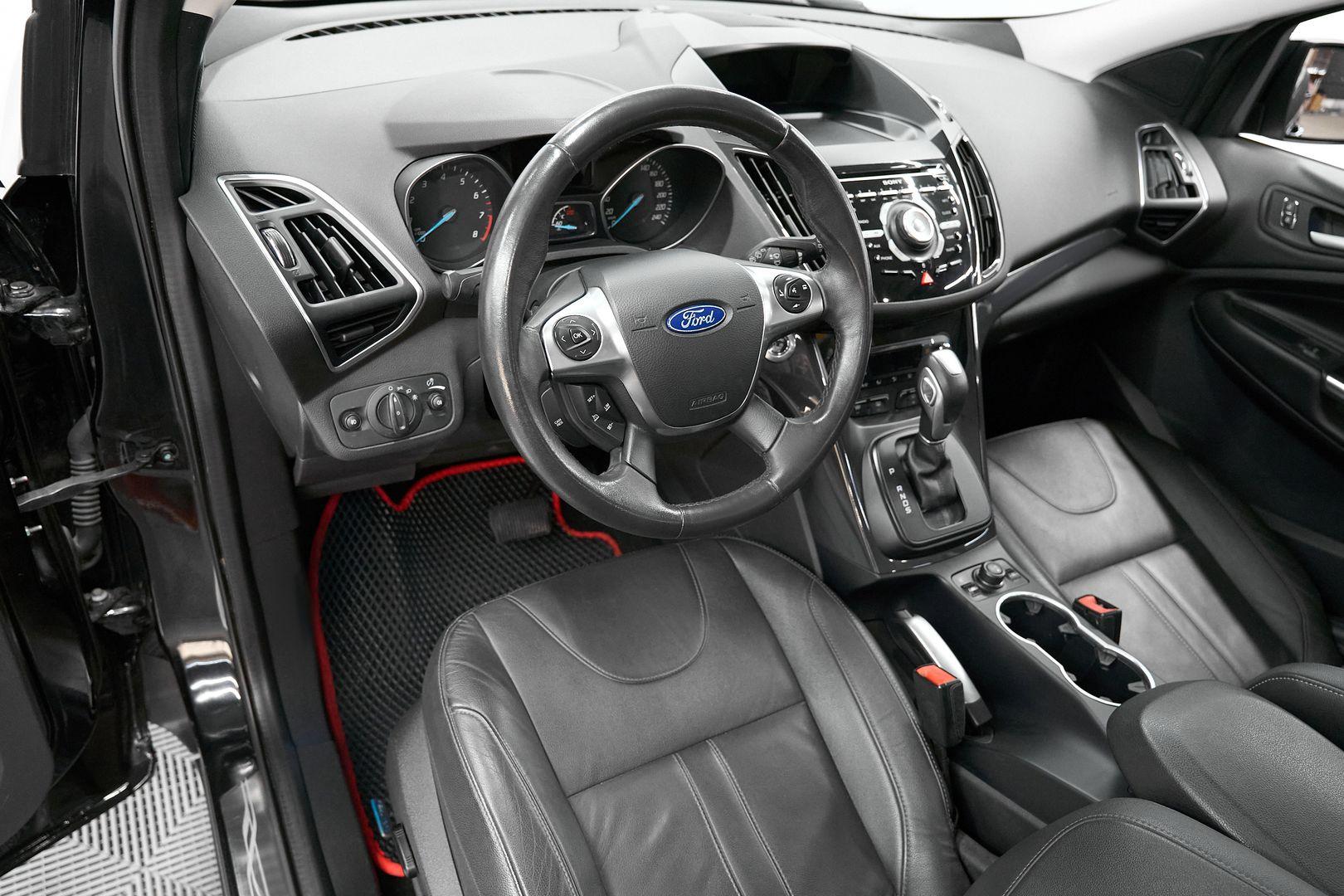 Ford Kuga 2014, черный