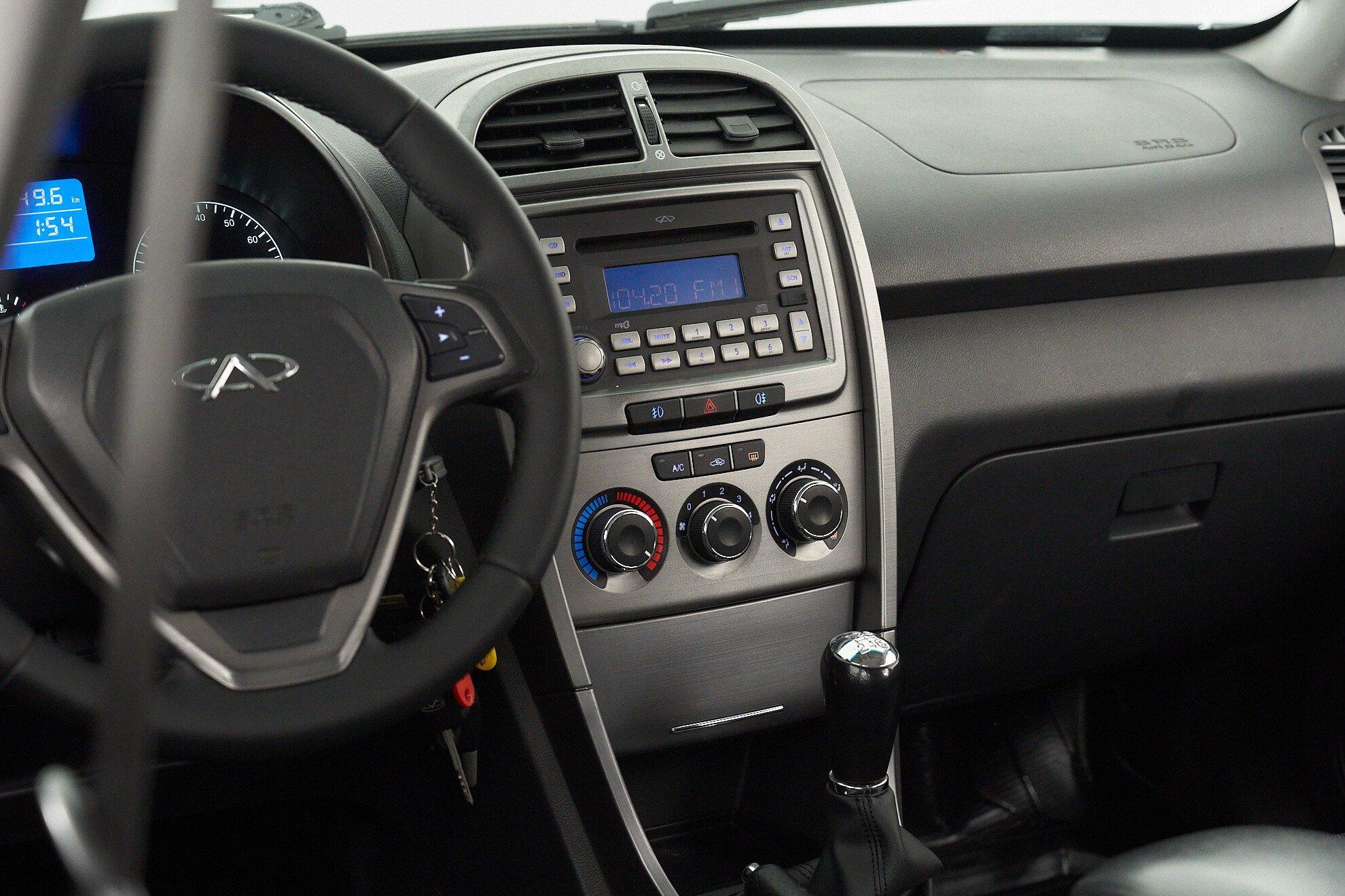 Chery Tiggo (T11) 2015, серый