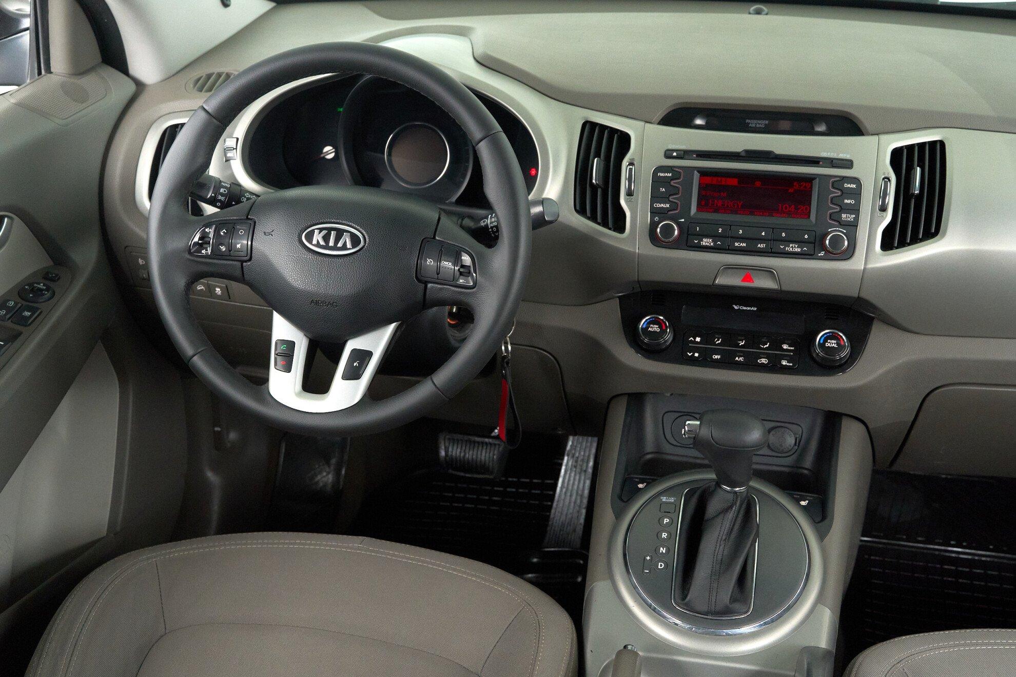Kia Sportage 2012, черный