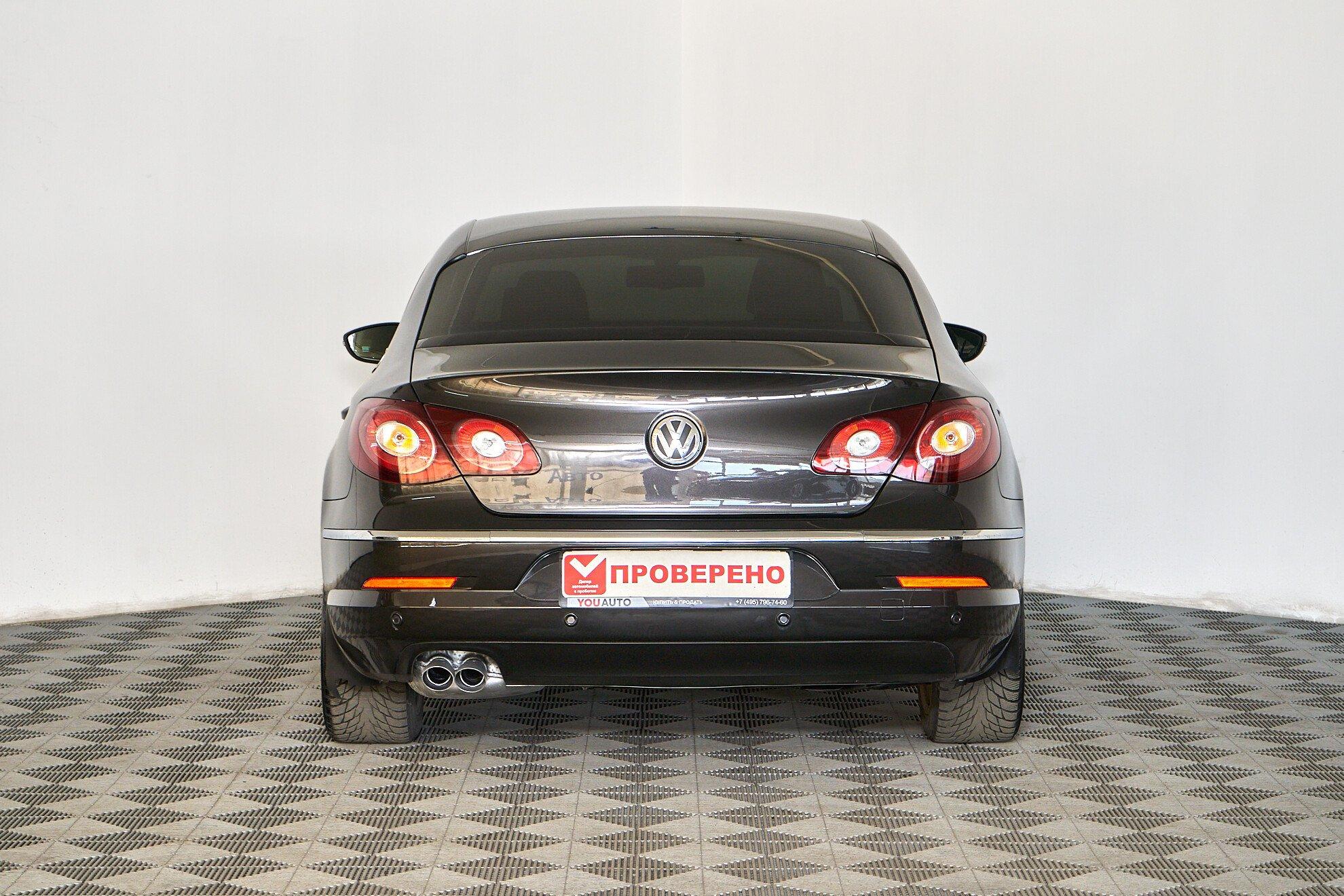 Volkswagen Passat CC 2011, серый