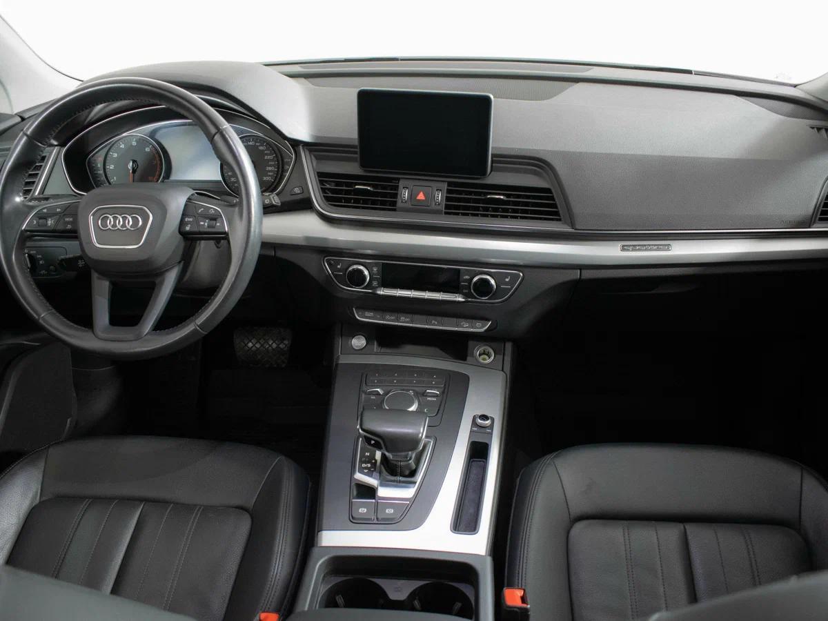 Audi Q5 2018, коричневый