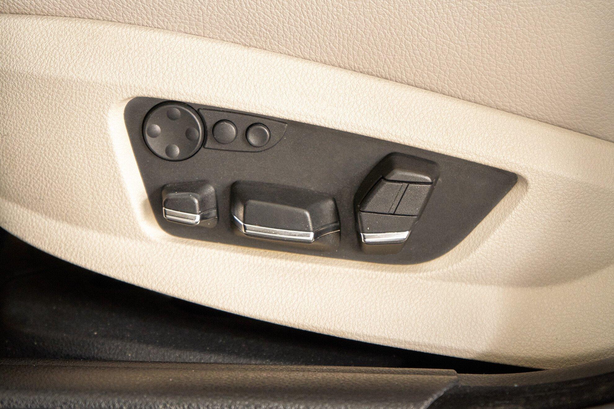 BMW 5 серии 2011, черный