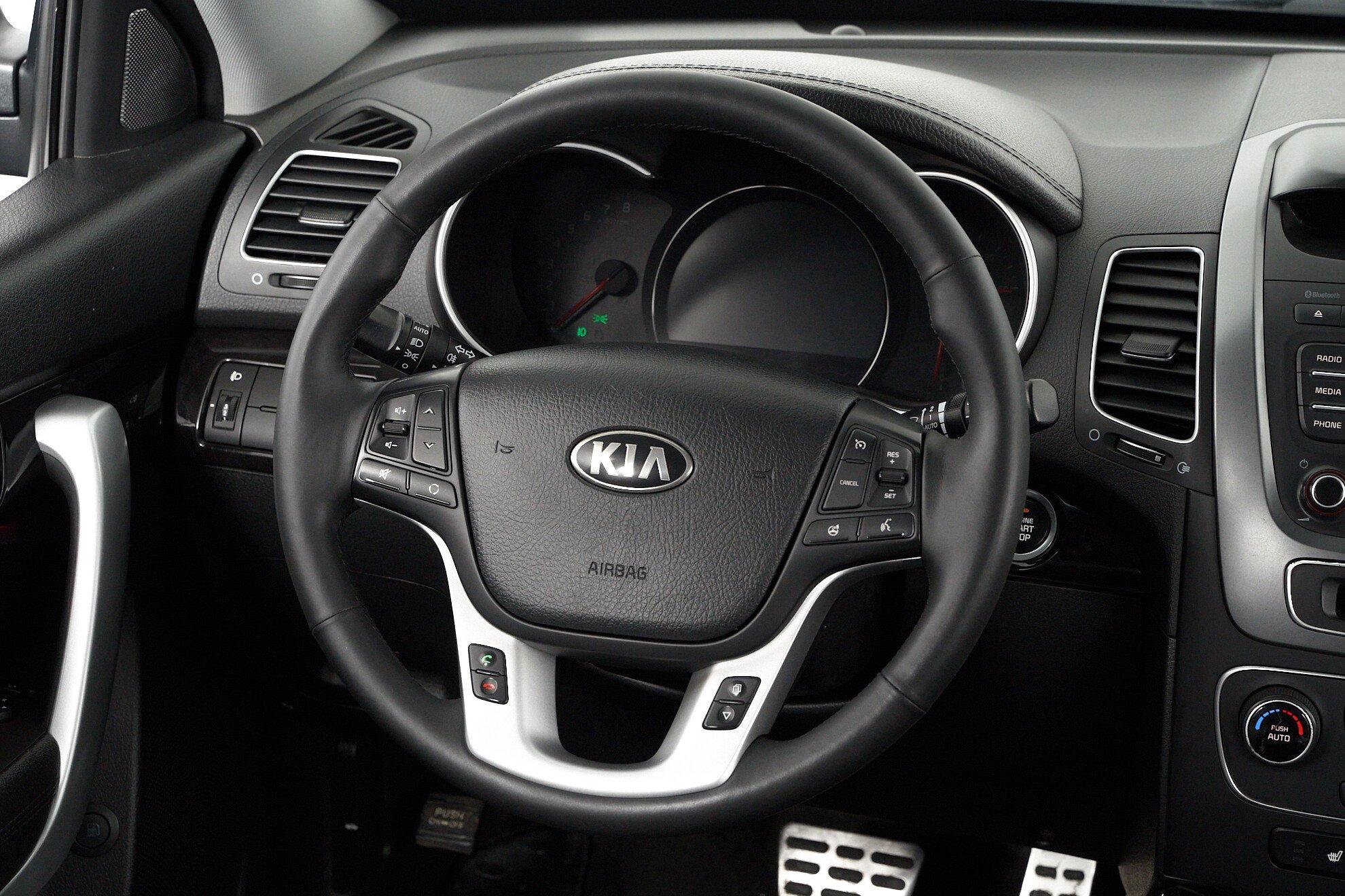Kia Sorento 2019, черный