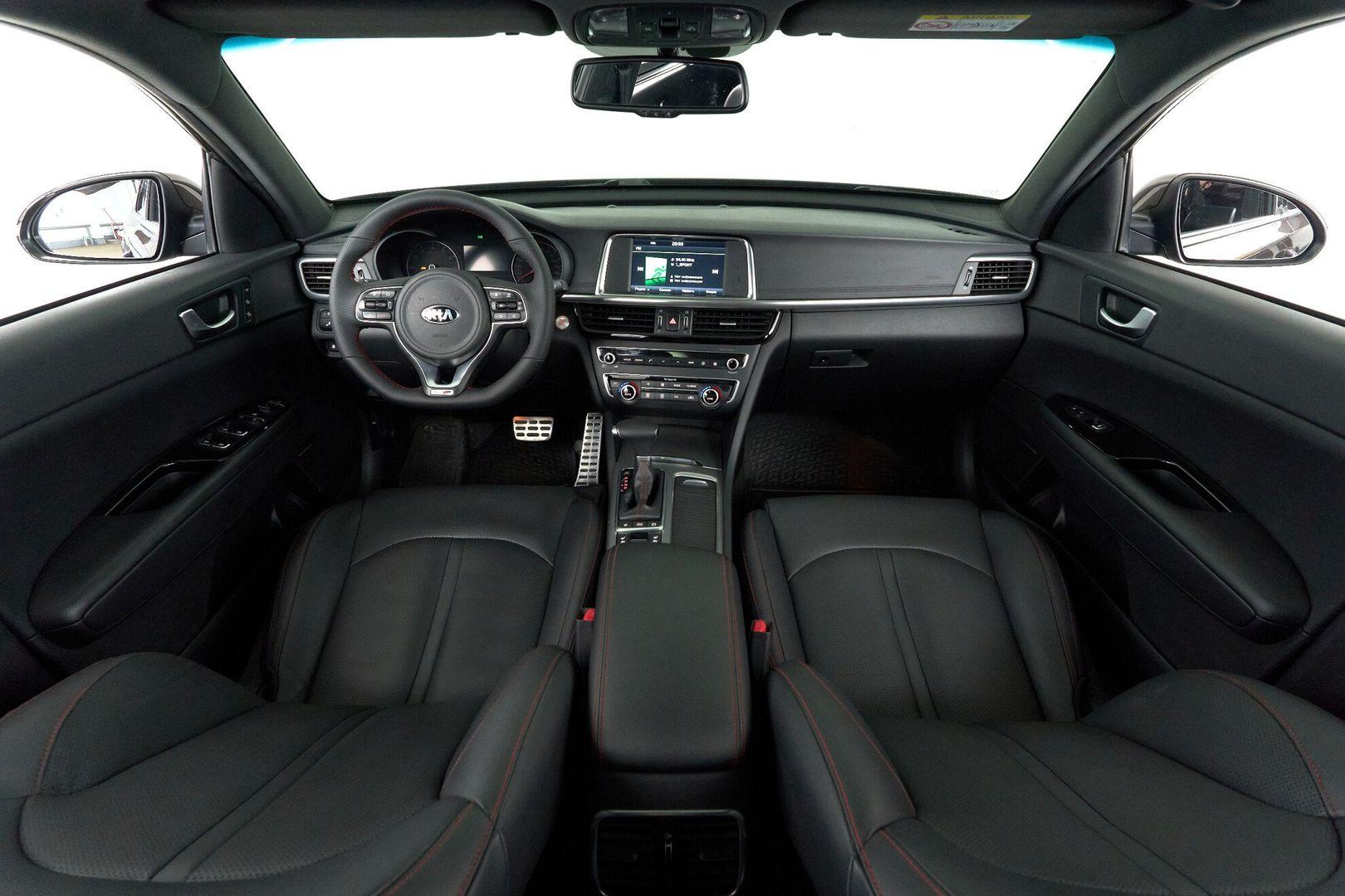 Kia Optima 2018, коричневый