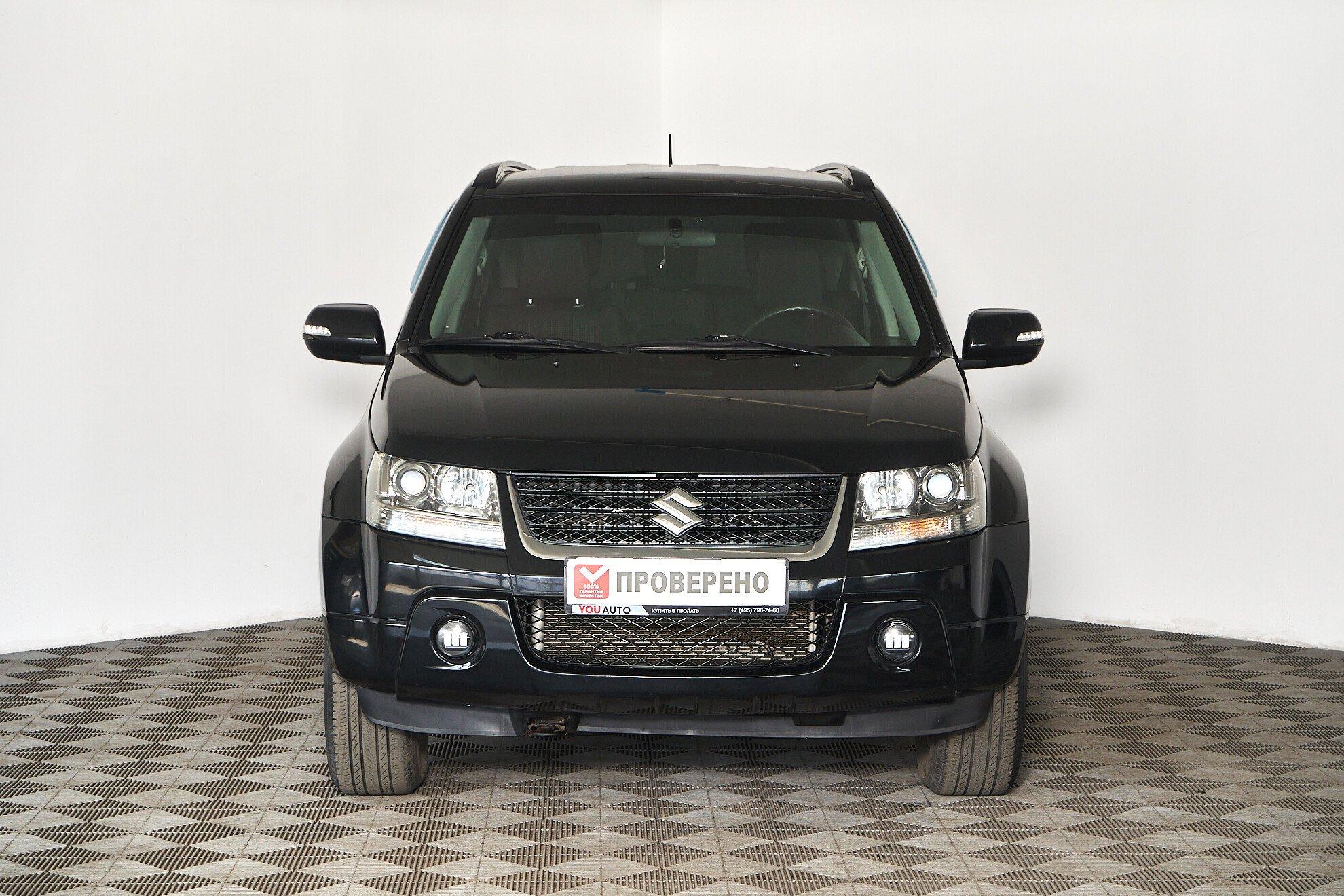 Suzuki Grand Vitara 2011, черный