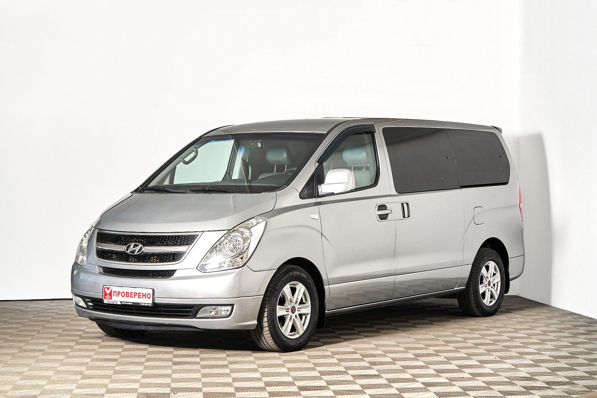 Hyundai Grand Starex 2010, серебряный