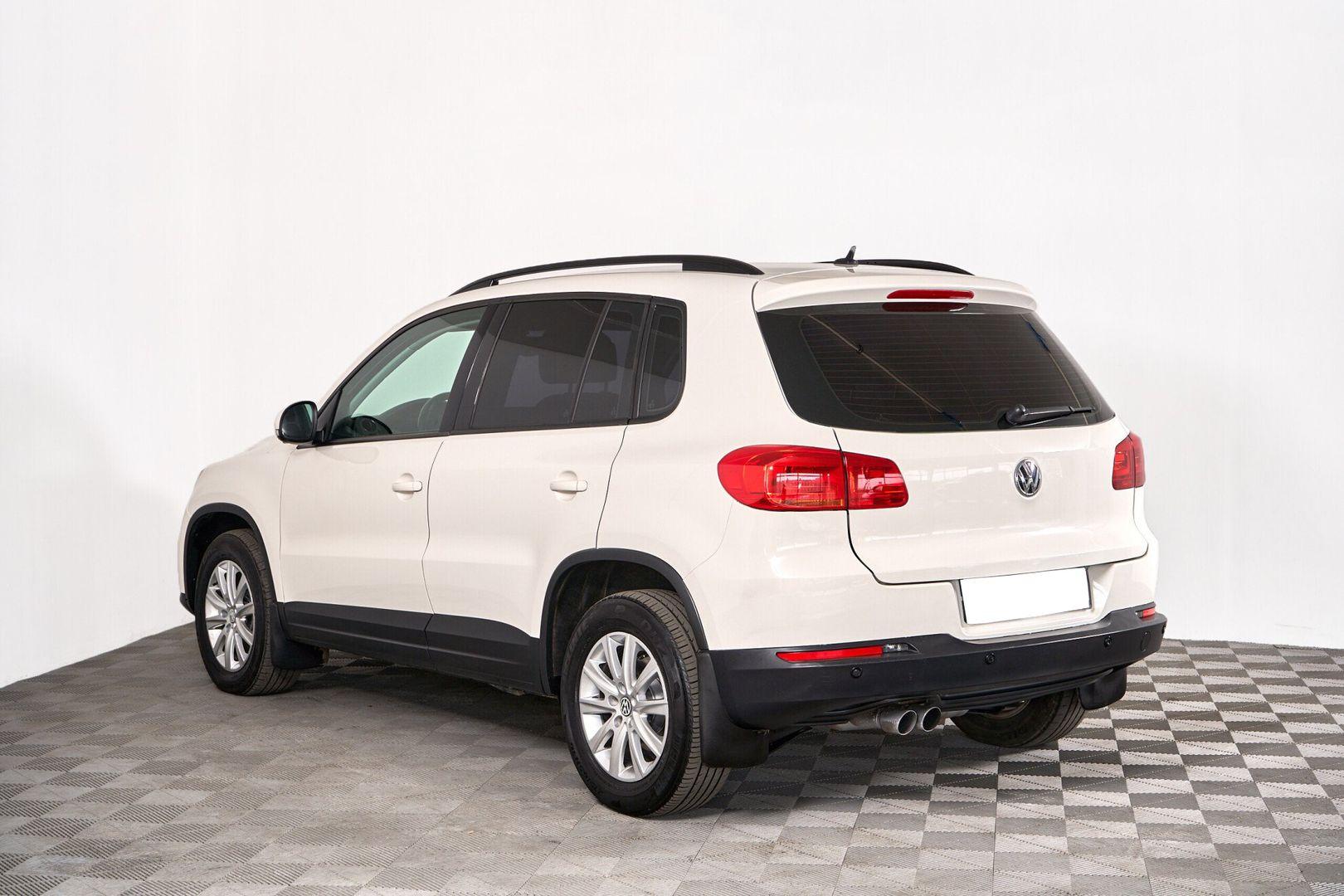 Volkswagen Tiguan 2014, белый