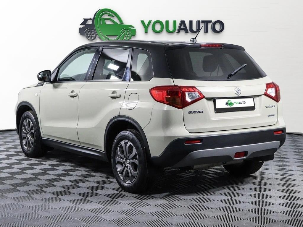 Suzuki Vitara 2018, бежевый