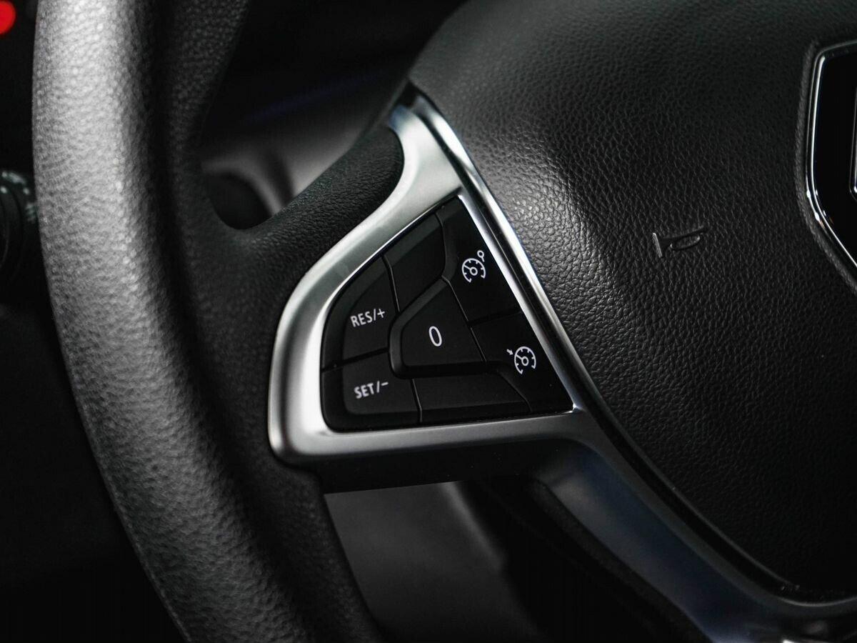 Renault Duster 2021, черный
