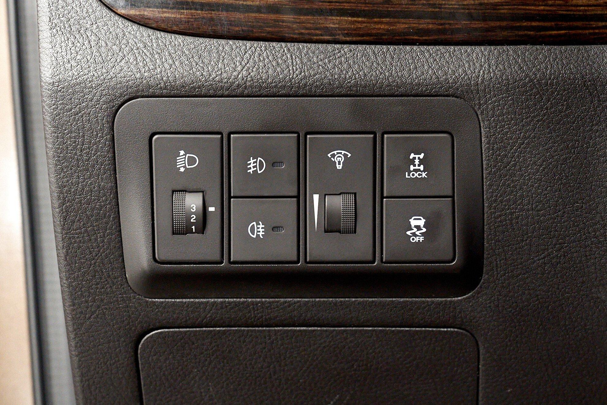 Hyundai Santa Fe 2010, коричневый